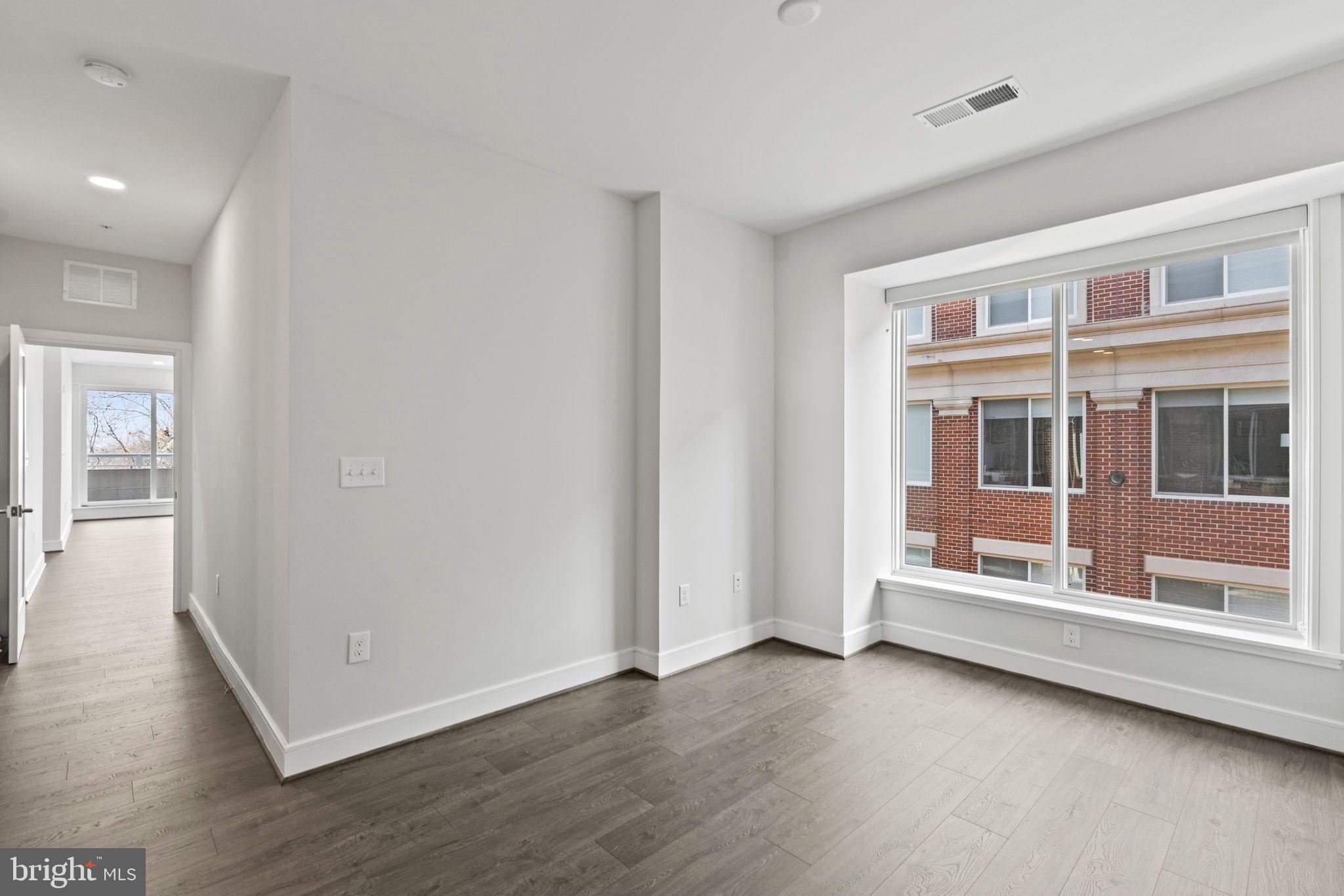 OLD TOWN NORTH - Residential