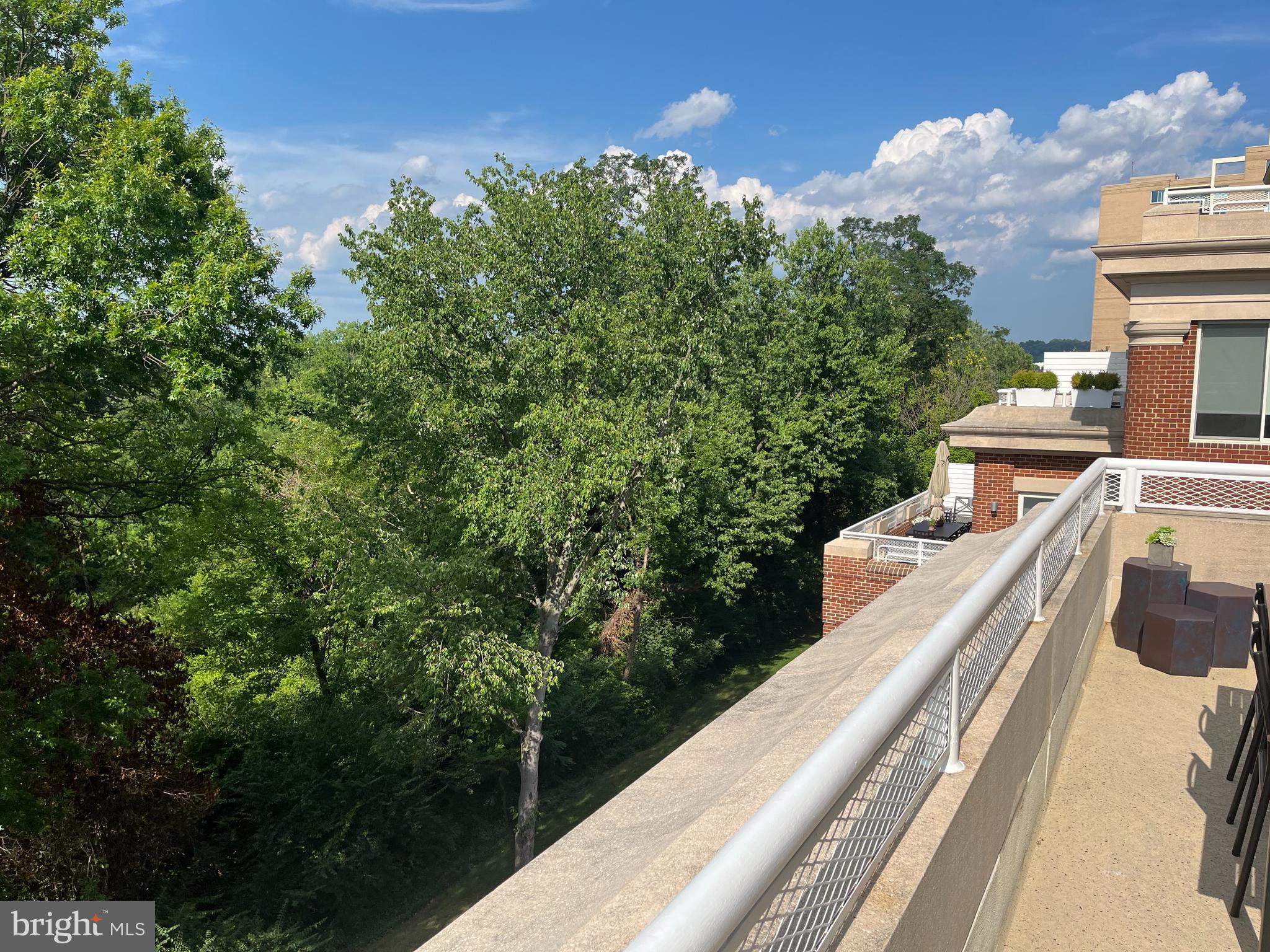 OLD TOWN NORTH - Residential