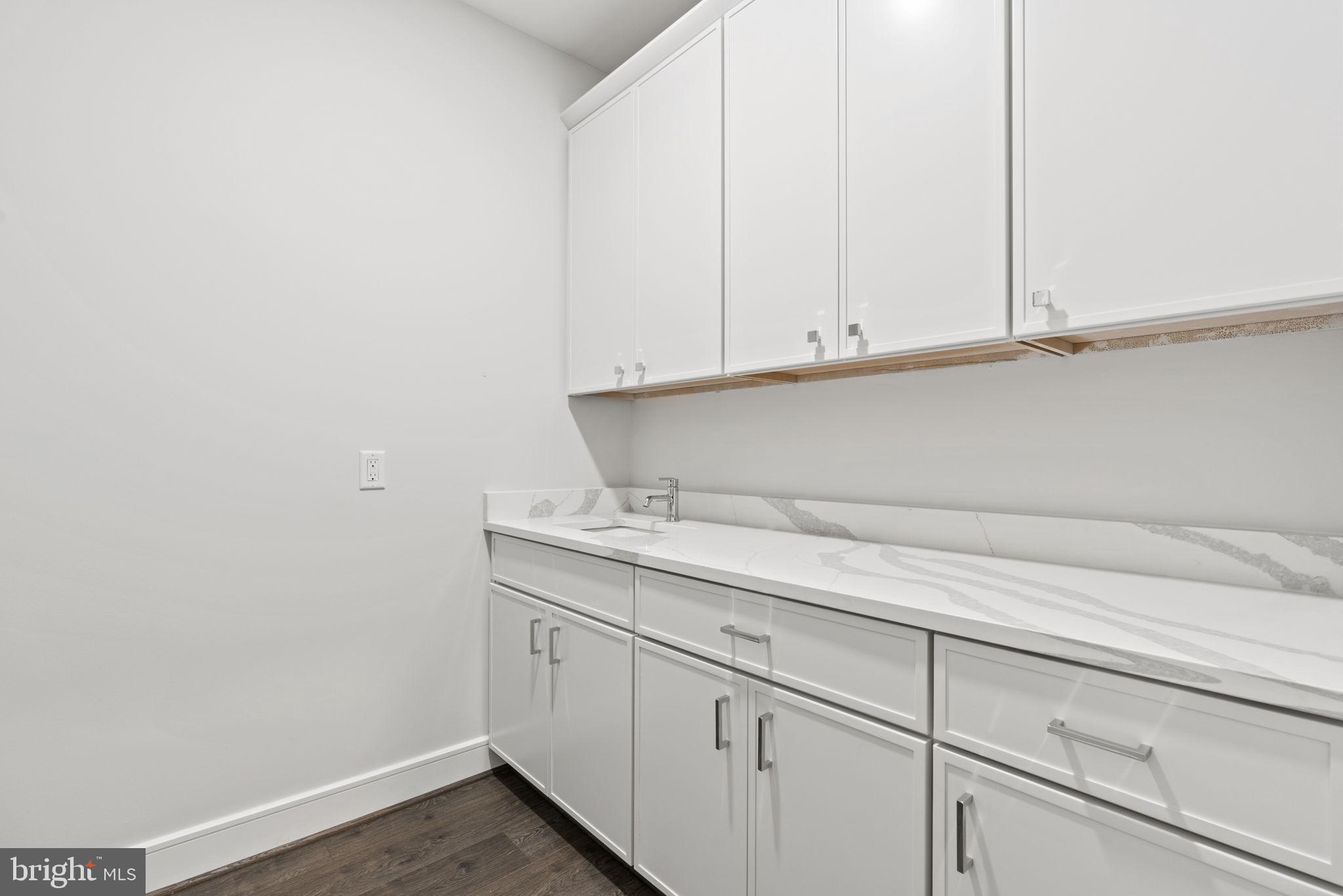 OLD TOWN NORTH - Residential