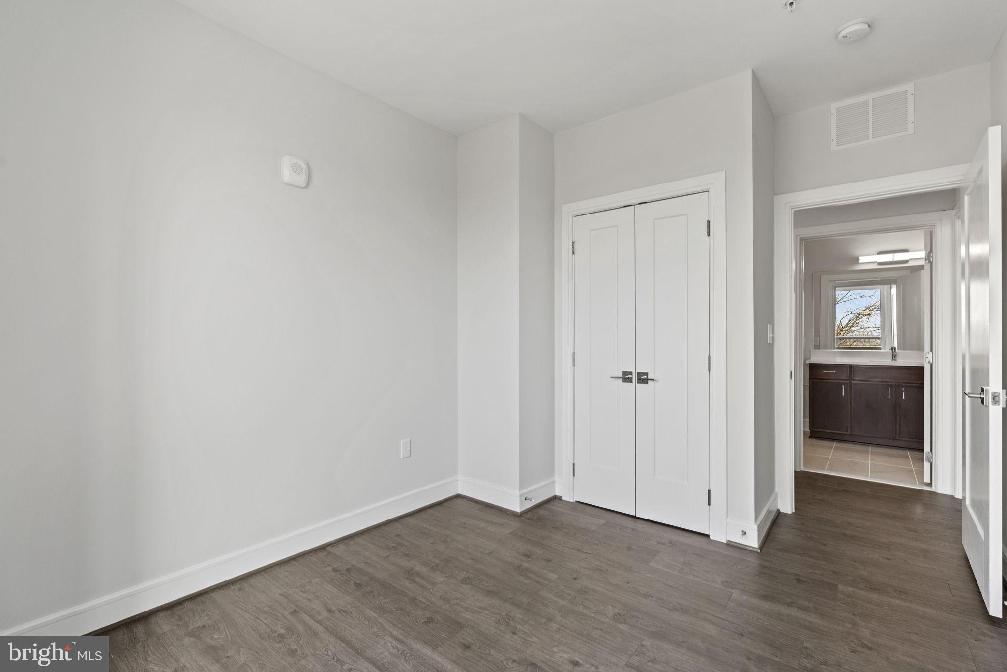 OLD TOWN NORTH - Residential