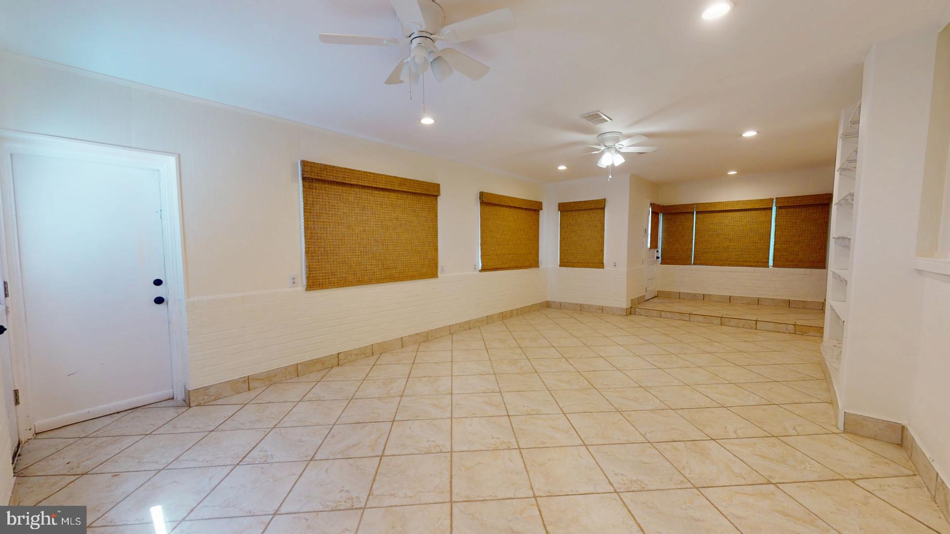 NEW ALEXANDRIA - Residential Lease