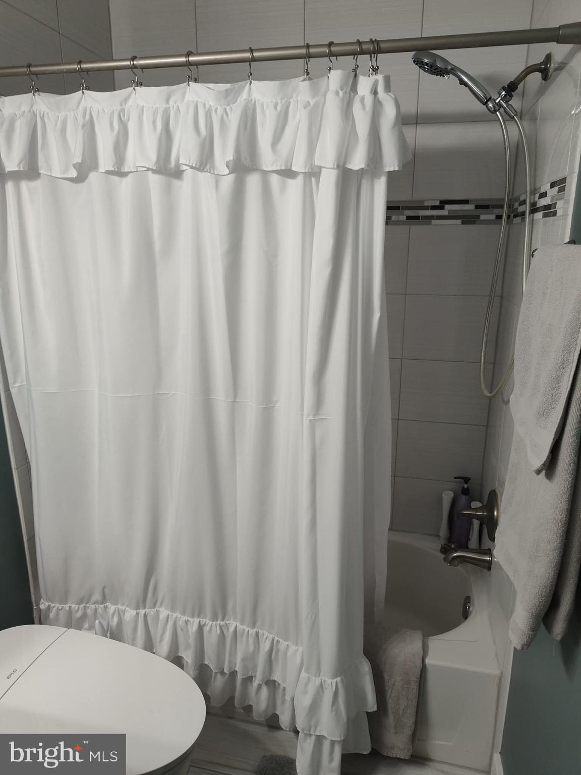 RICHFIELD STATION VILLAGE - Residential