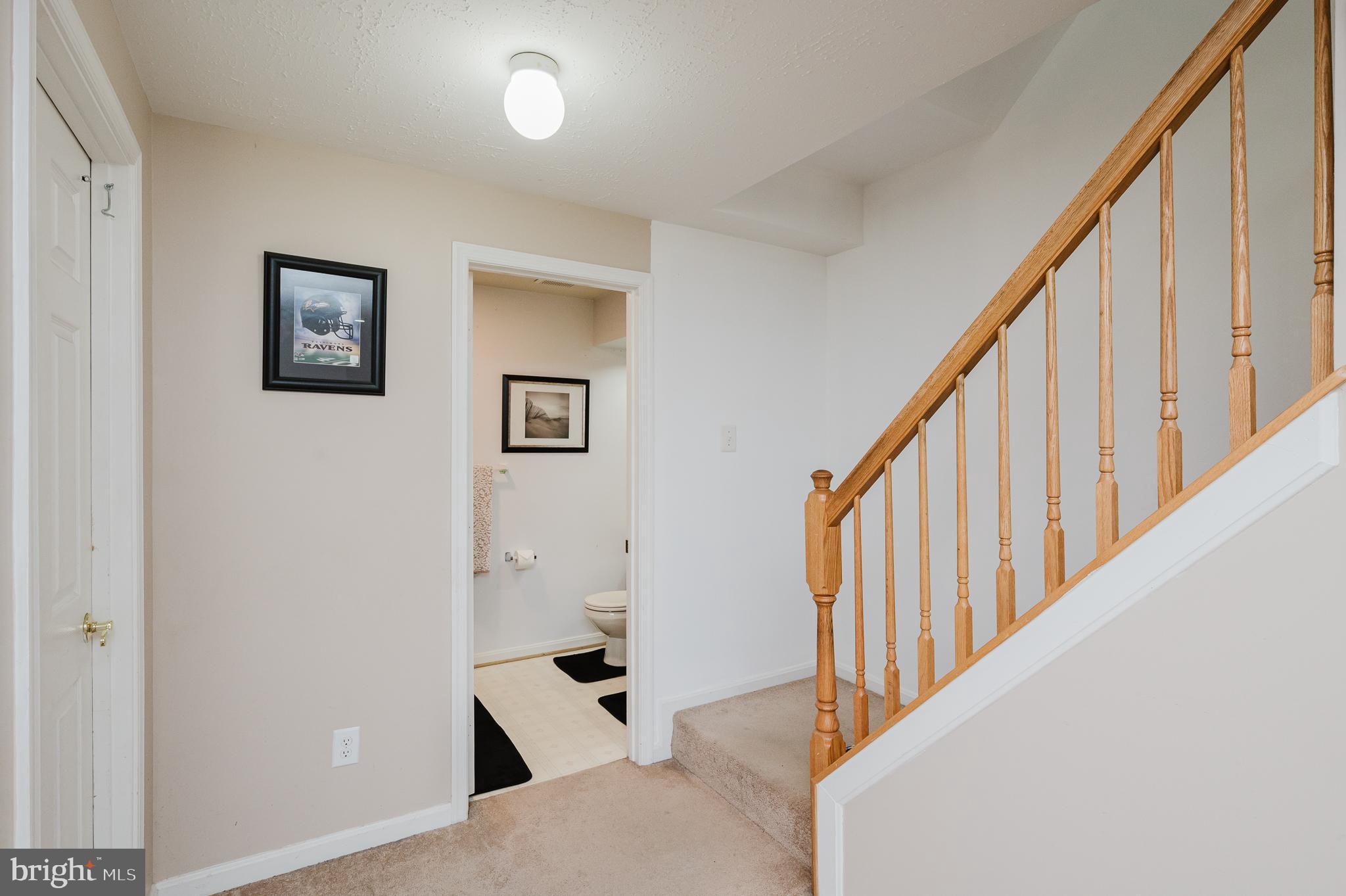 CONSTANT FRIENDSHIP - Residential