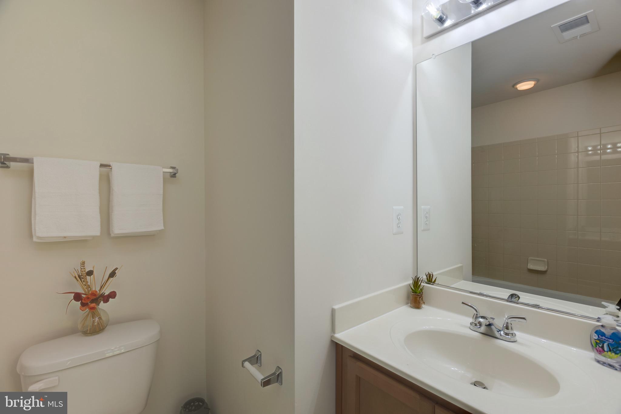 POWELLS RUN VILLAGE COND - Residential