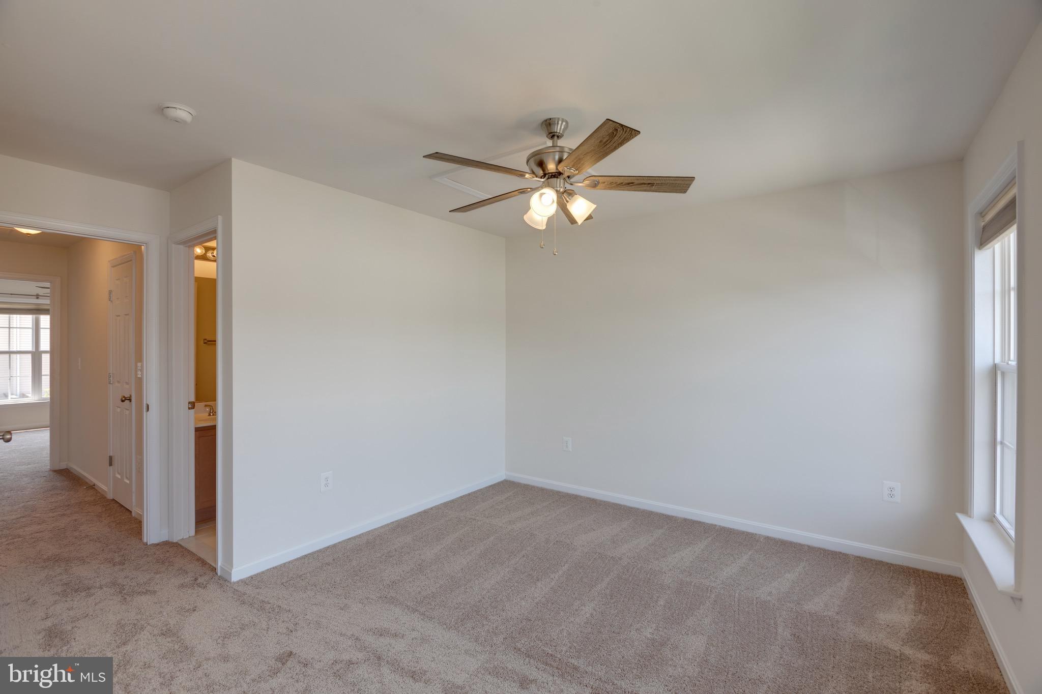 POWELLS RUN VILLAGE COND - Residential