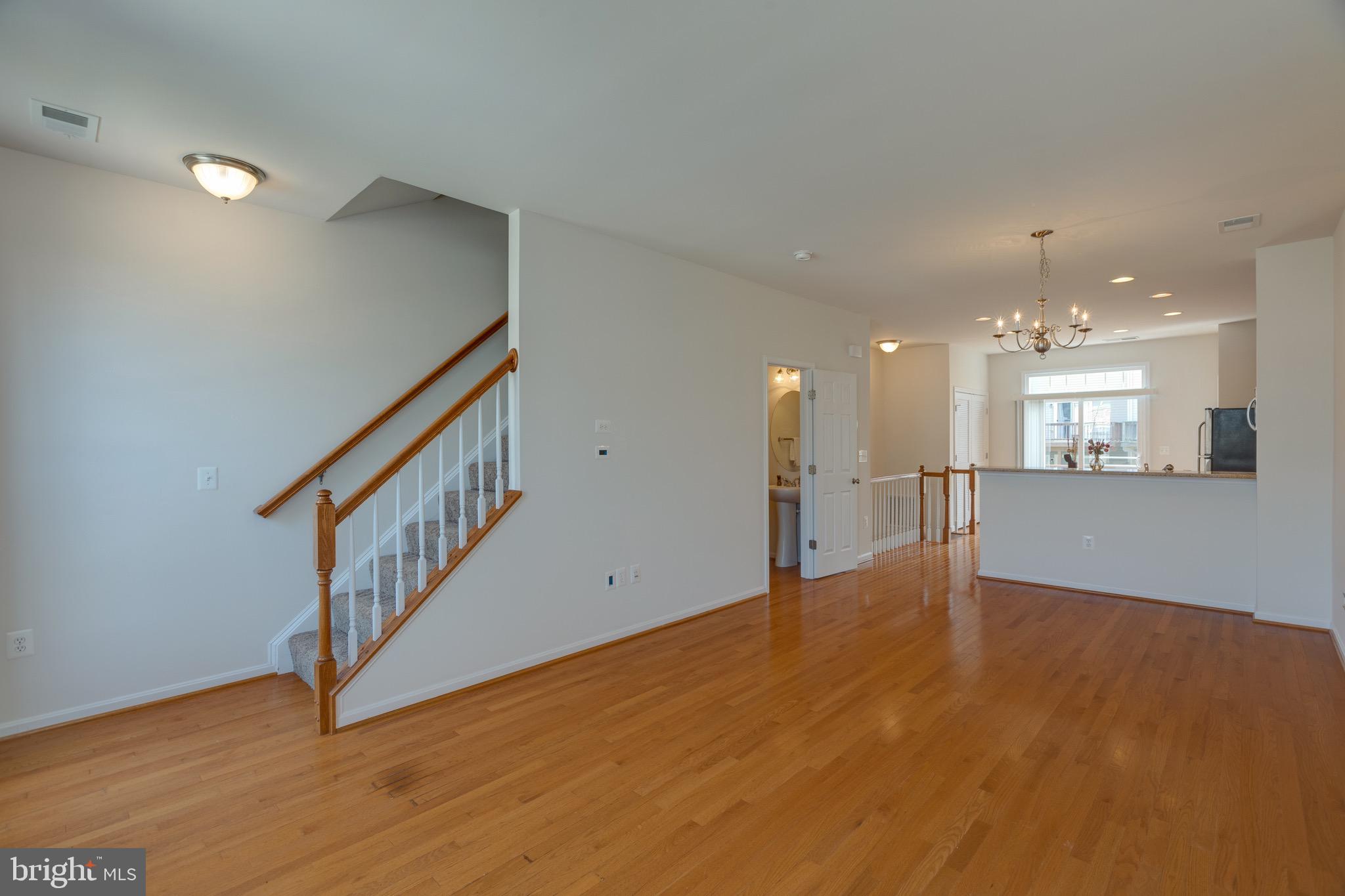 POWELLS RUN VILLAGE COND - Residential