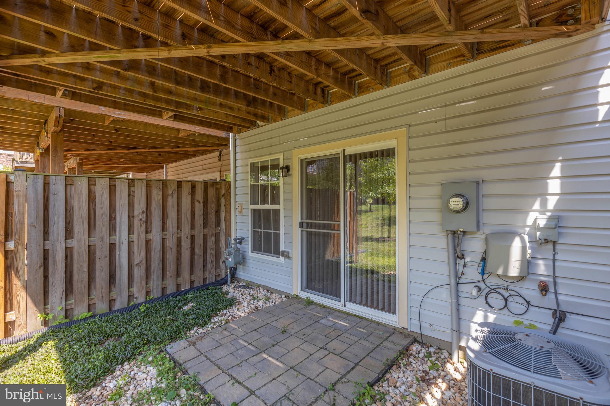 POWELLS RUN VILLAGE COND - Residential