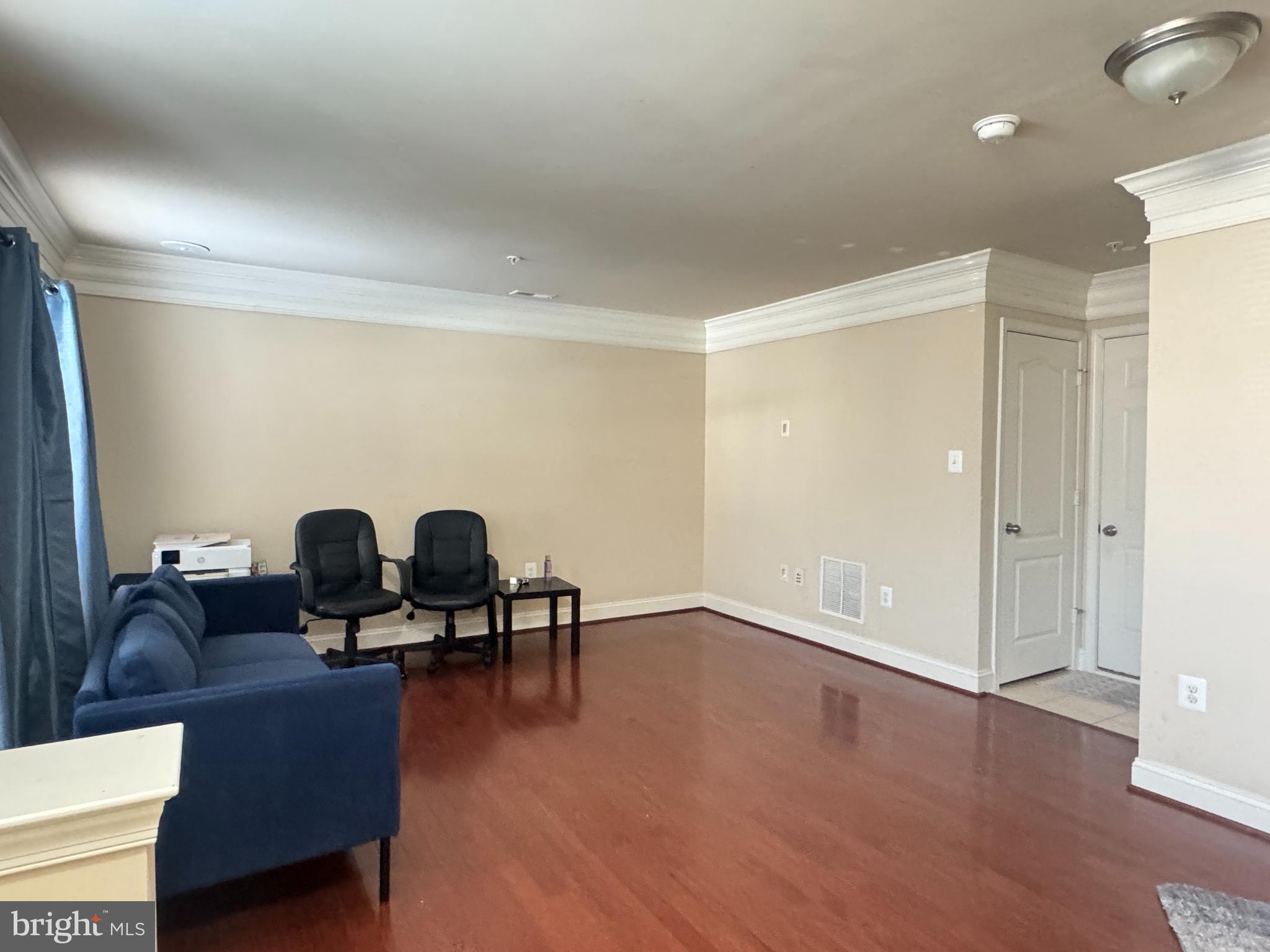 11888 COUNTRY SQUIRE WAY