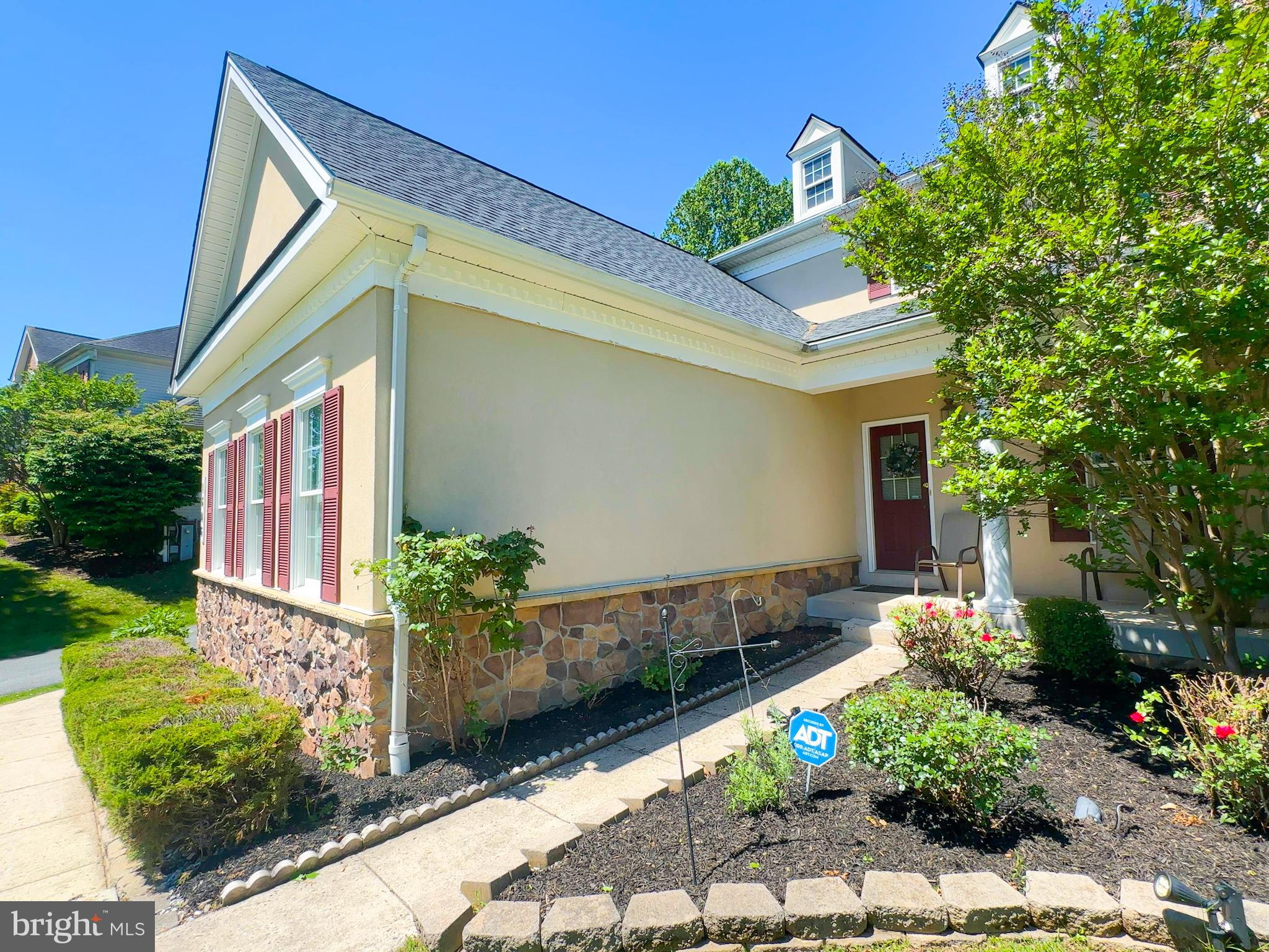 1606 BIG TIMBER COURT