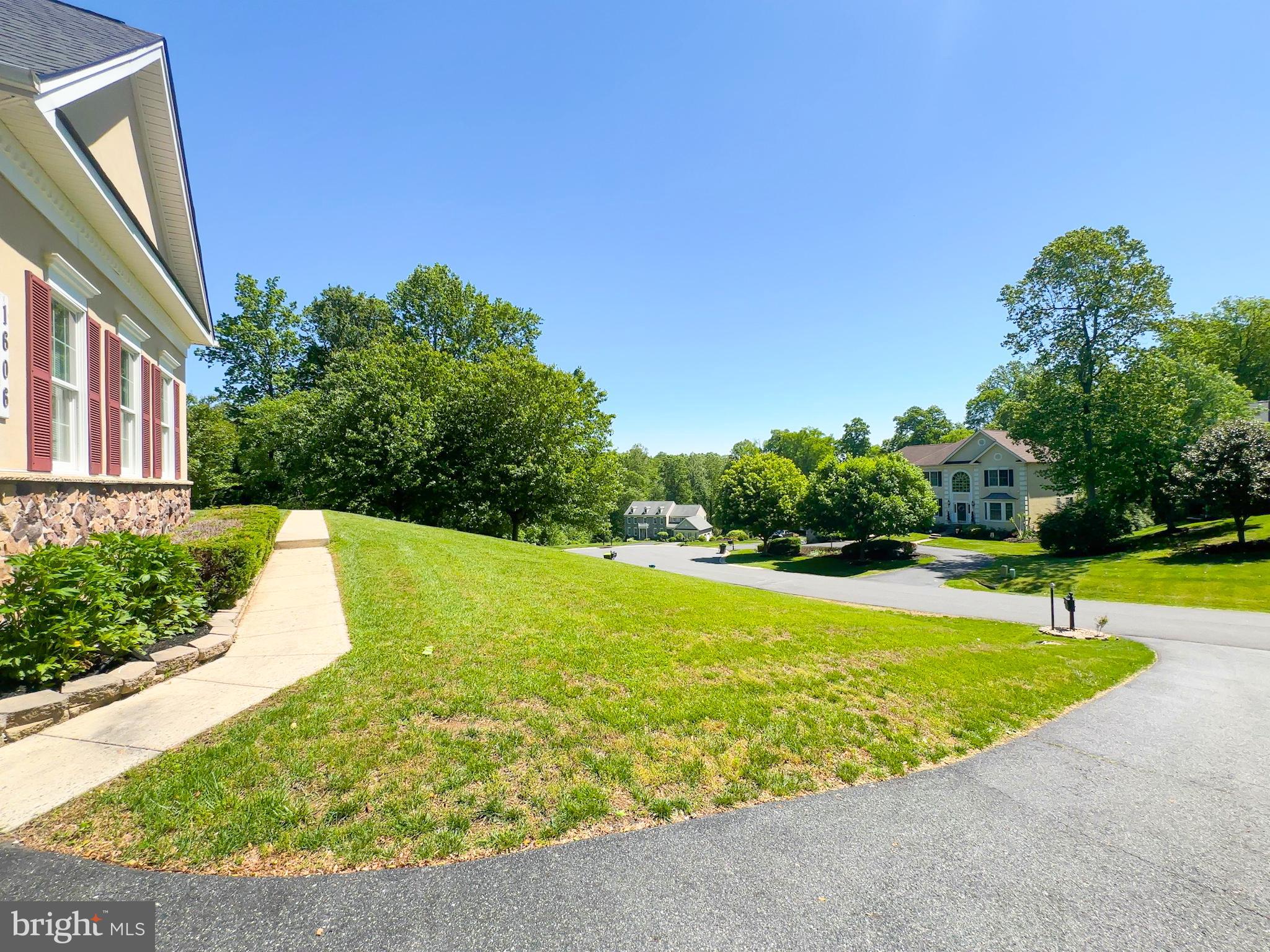 1606 BIG TIMBER COURT