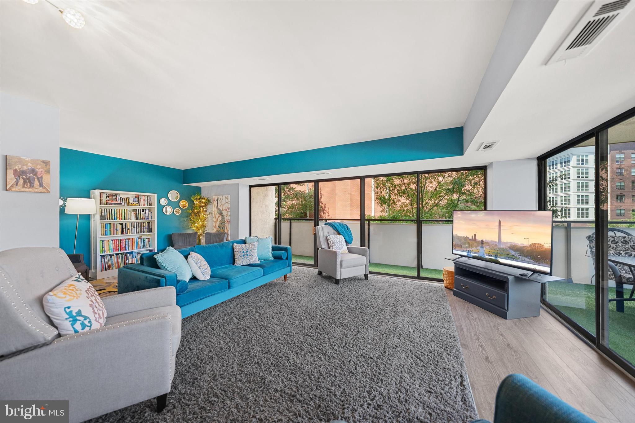 CARLYLE HOUSE - Residential Lease