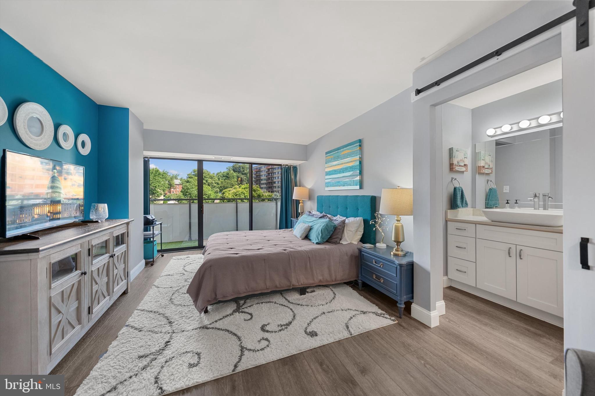 CARLYLE HOUSE - Residential Lease