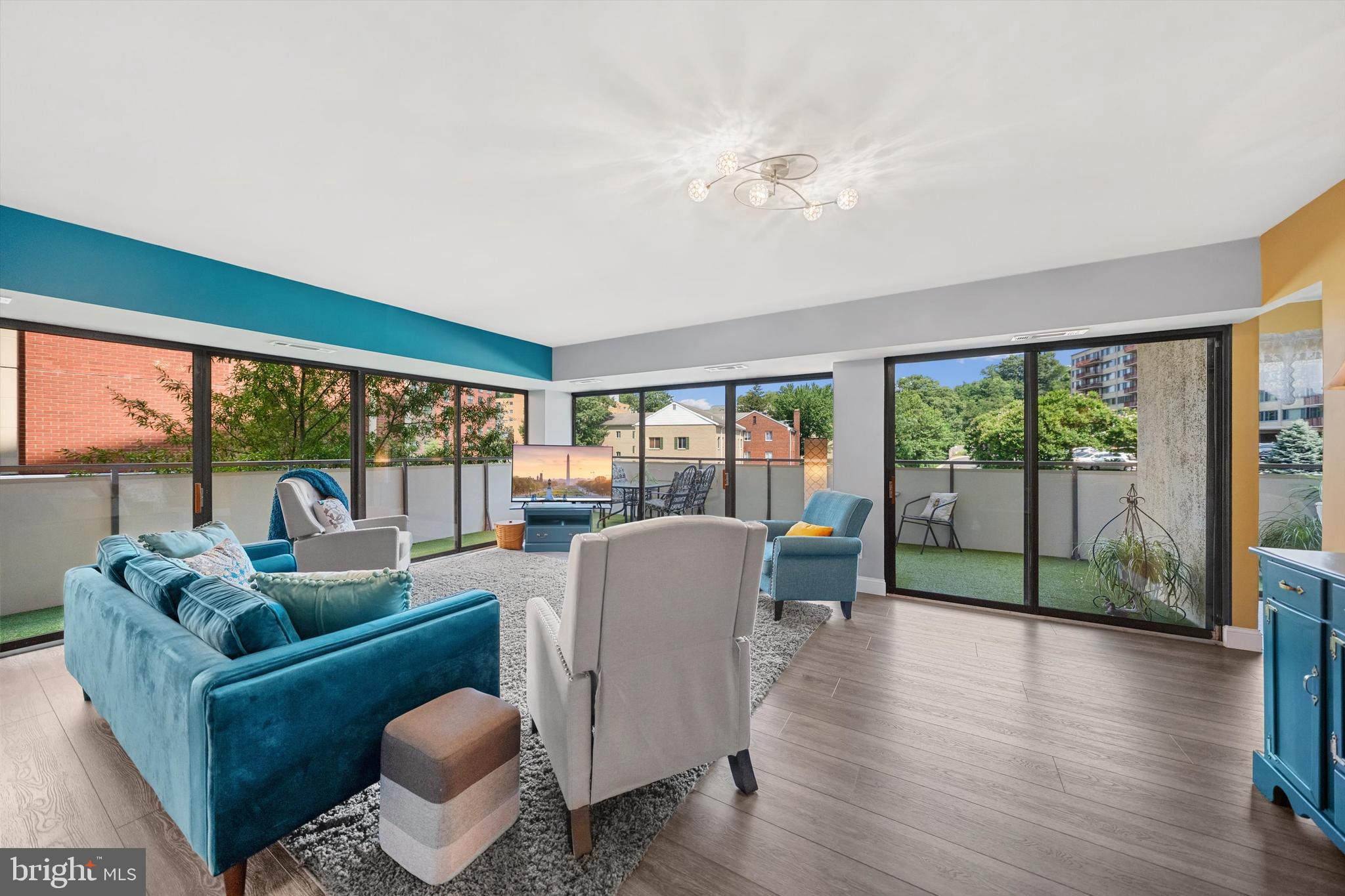 CARLYLE HOUSE - Residential Lease