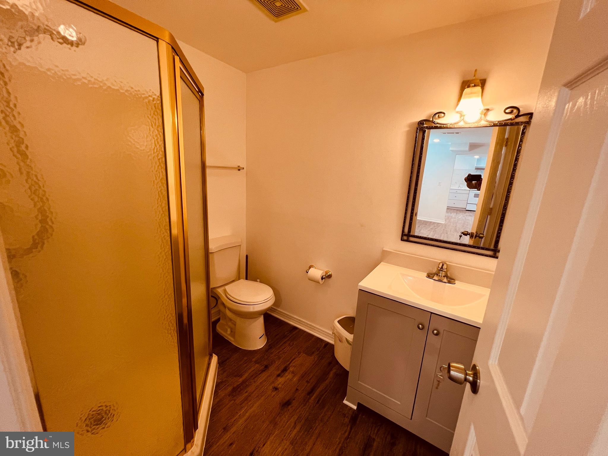 GARRETT FOREST - Residential Lease