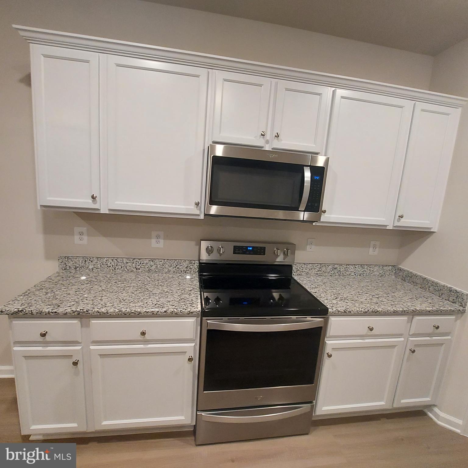 HOMEPLACE AT RIVERSIDE - Residential Lease