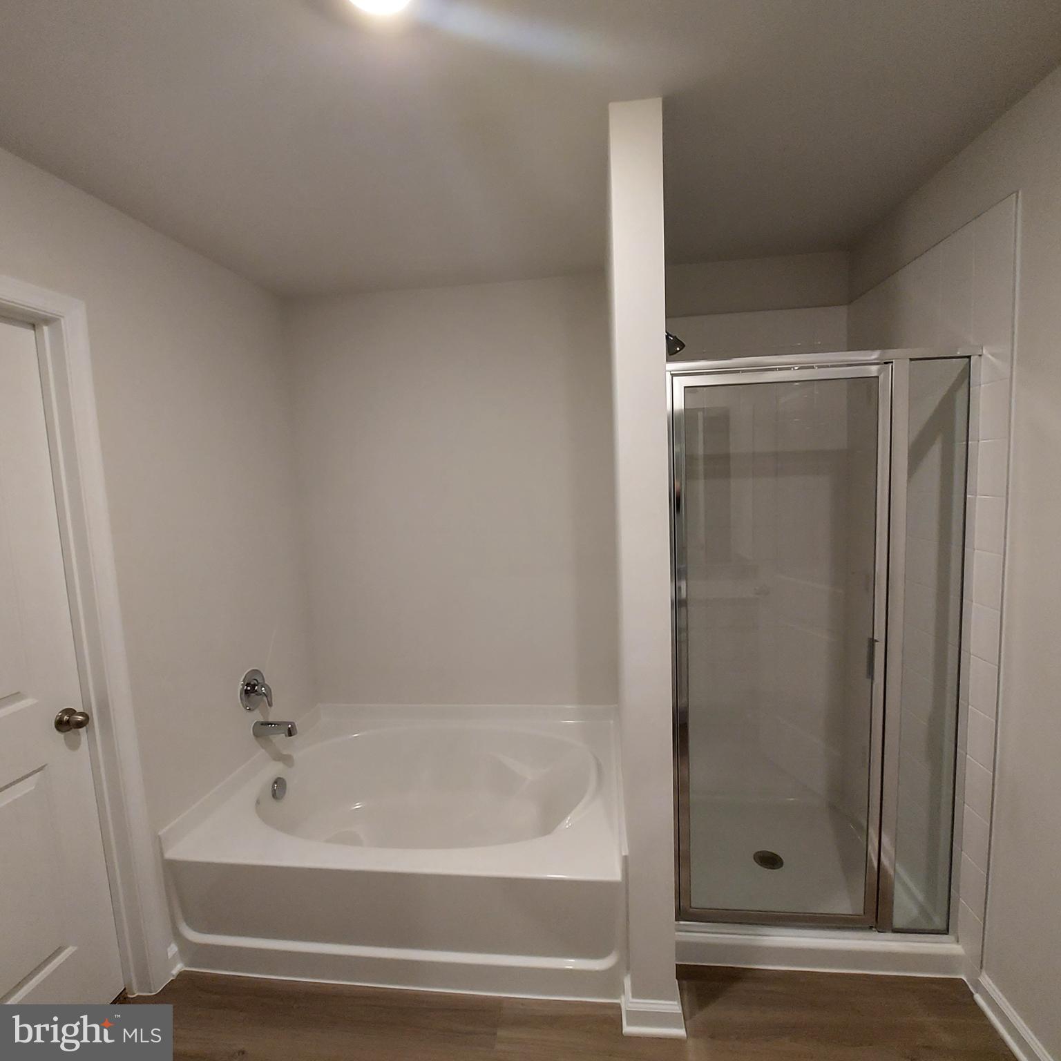 HOMEPLACE AT RIVERSIDE - Residential Lease