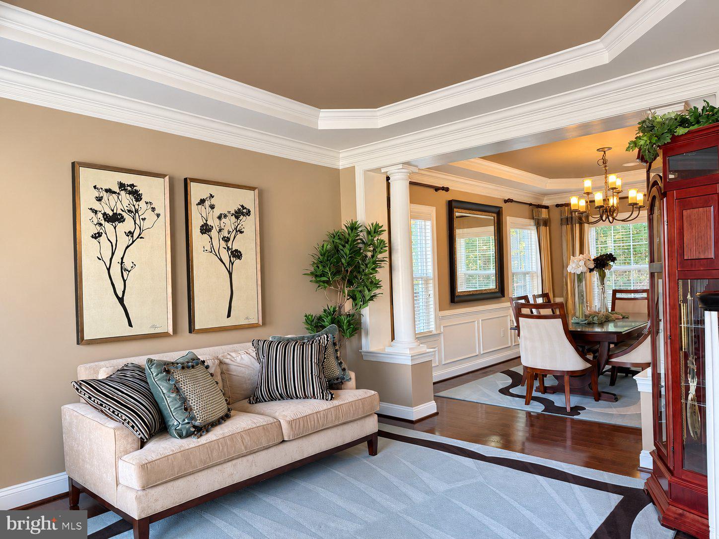6100 BLACK OAK COURT