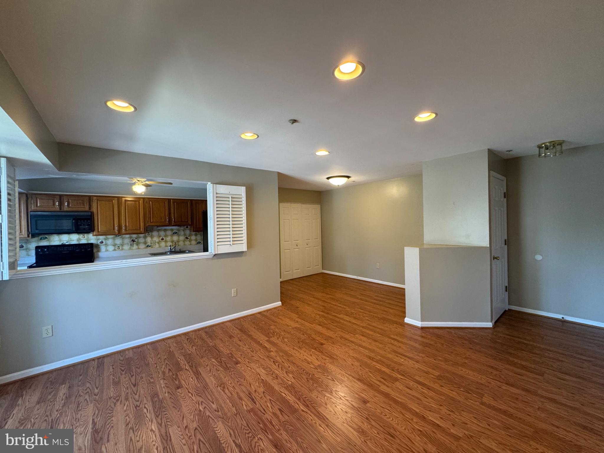3860 SHADYWOOD DRIVE 2A