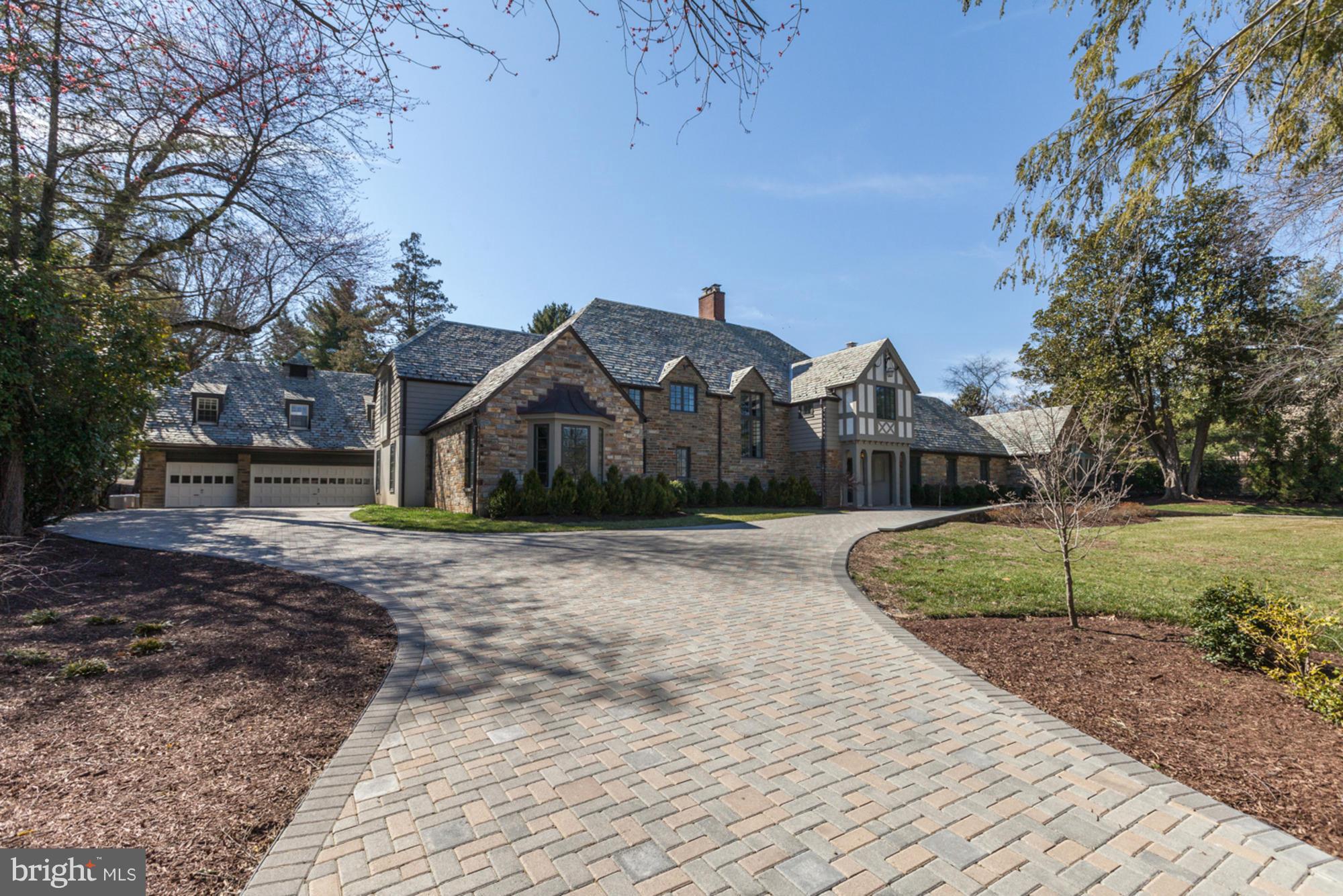 FOREST HILLS - Residential