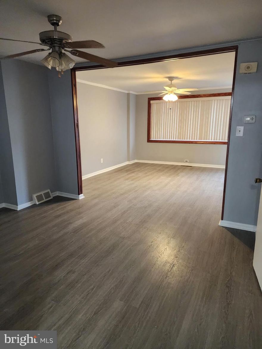 Home Sweet home for the Holiday.  A wonderful 3 bedrooms home in the heart of Morrell.   This house features 3 bedroom with 1 and half.  Beautiful newly kitchen with breakfast nook areas.  Ultra modern bathroom with tiles surrounding.  It is truly one of the most condition home on the market