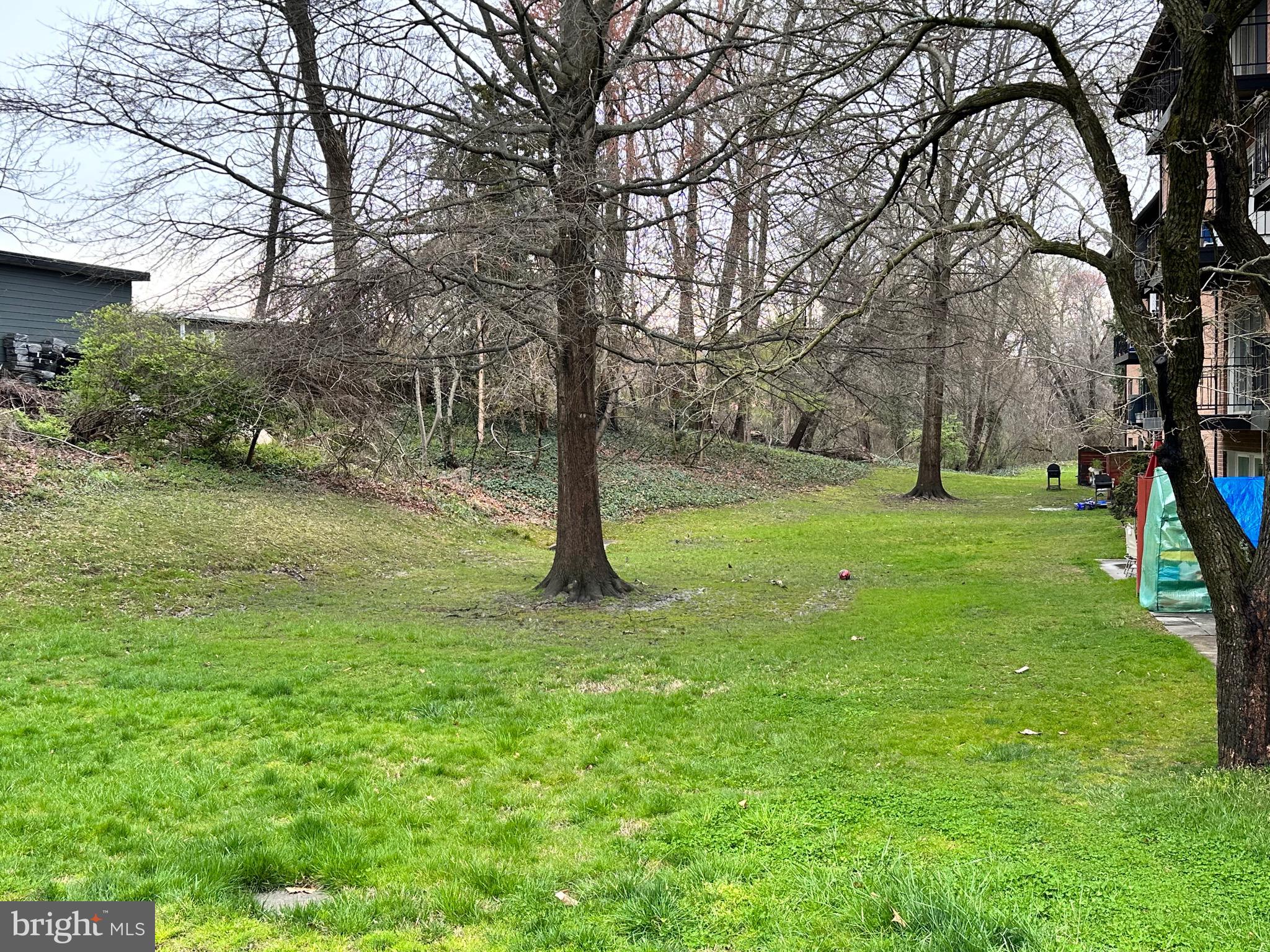 ANNANDALE GARDENS - Residential