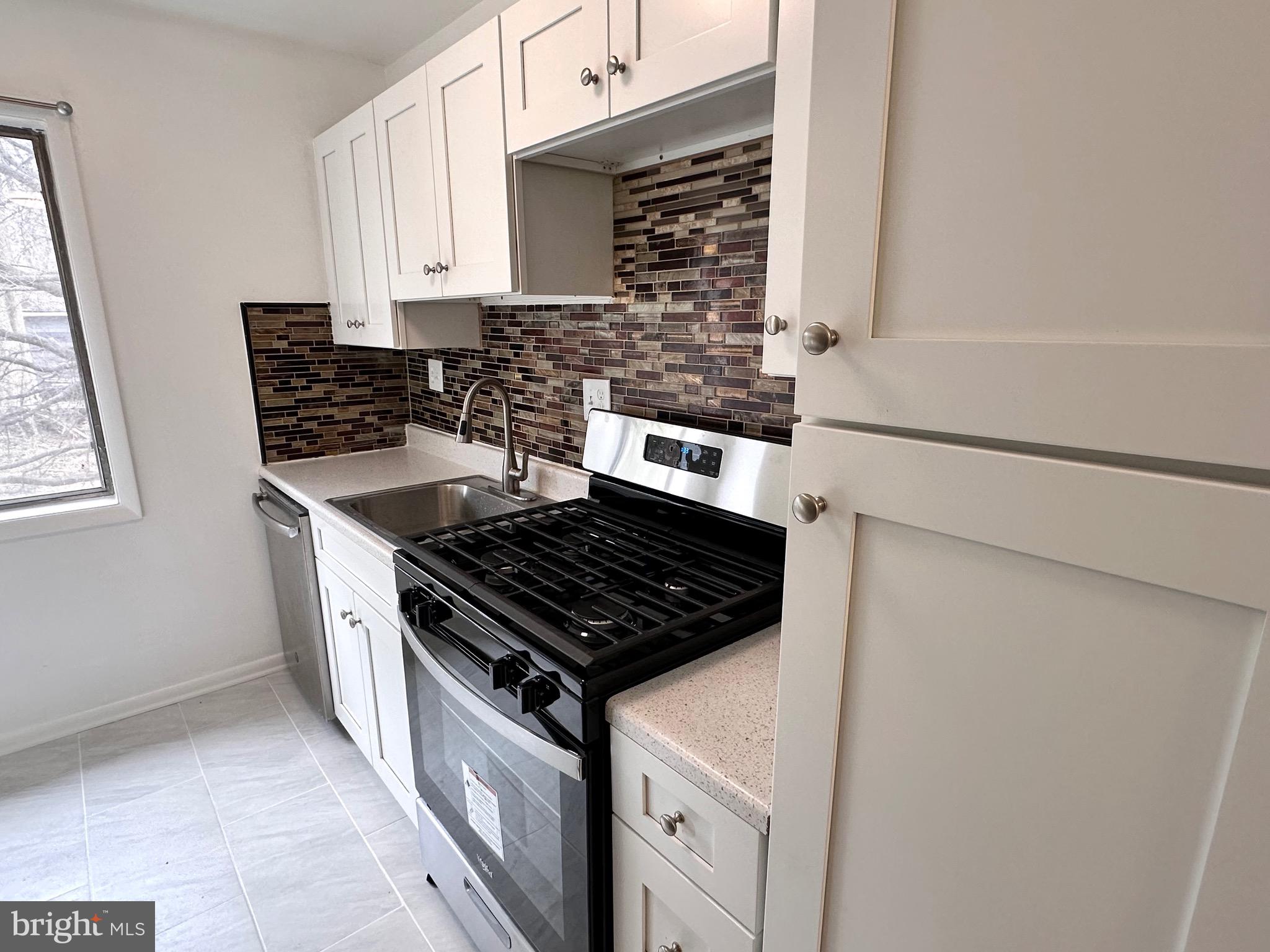 ANNANDALE GARDENS - Residential