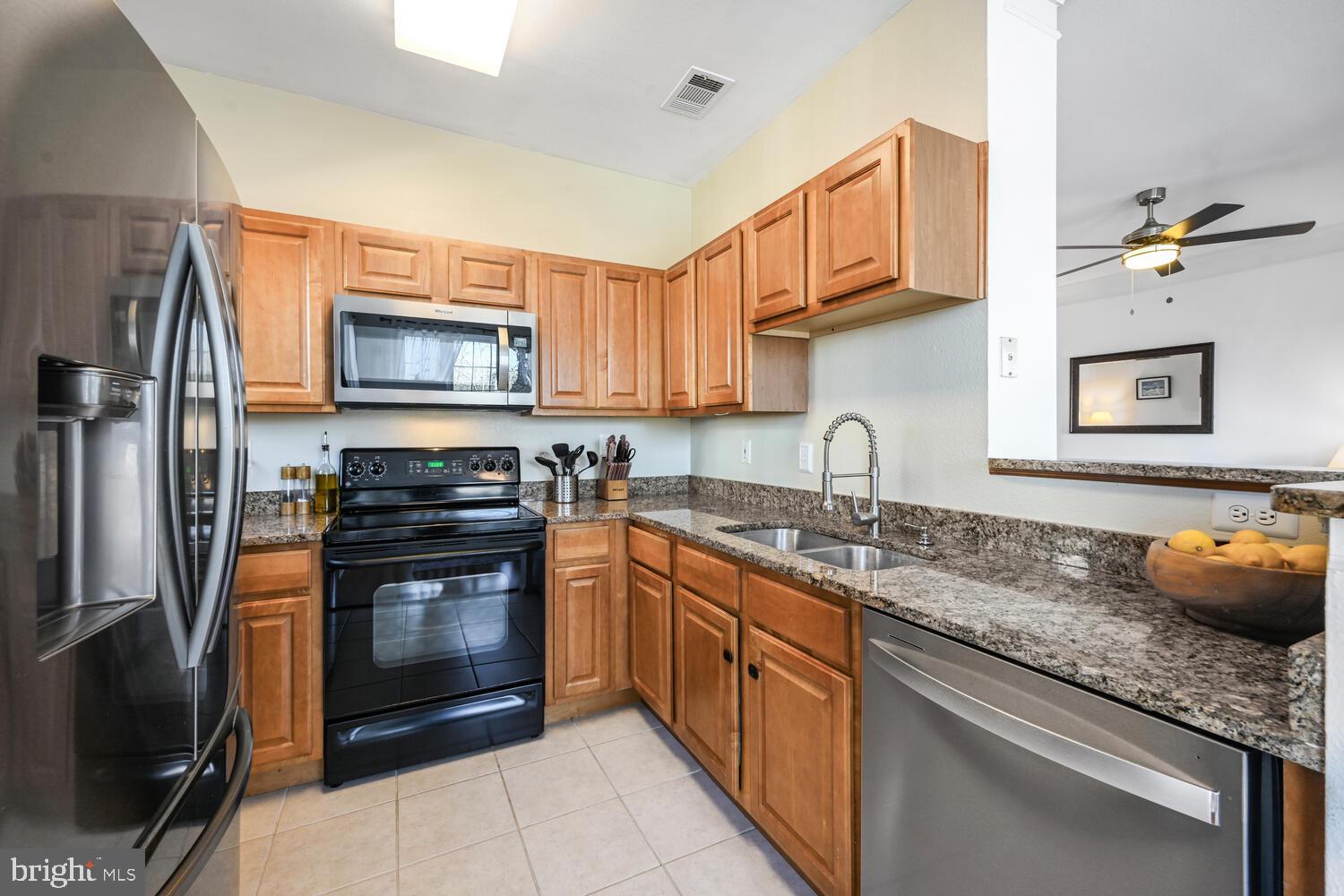 GATES OF MCLEAN - Residential Lease