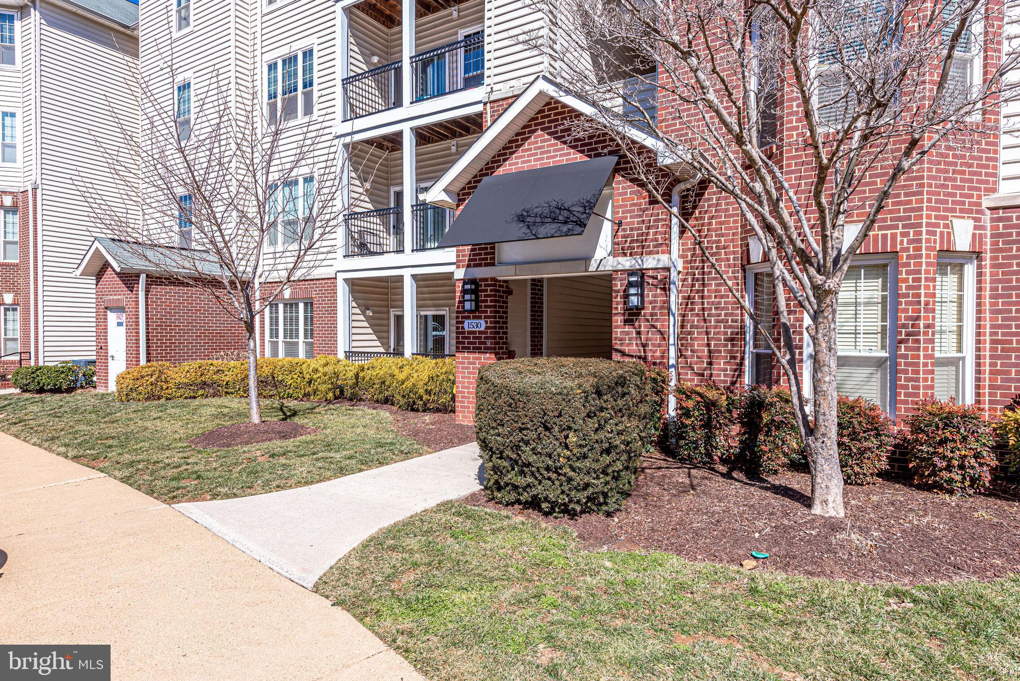 GATES OF MCLEAN - Residential Lease