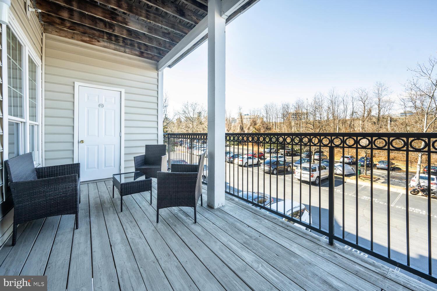 GATES OF MCLEAN - Residential Lease