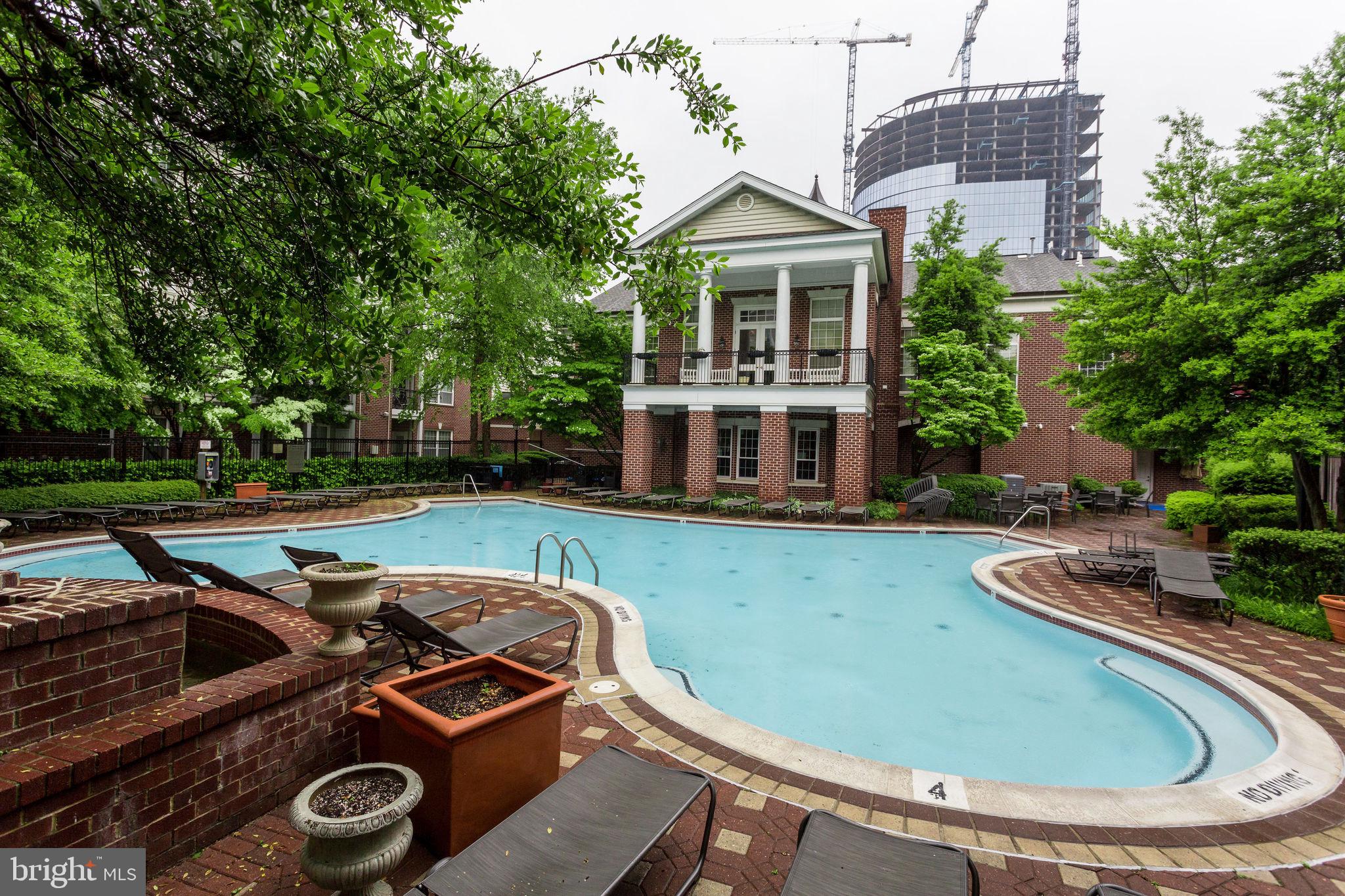 GATES OF MCLEAN - Residential Lease