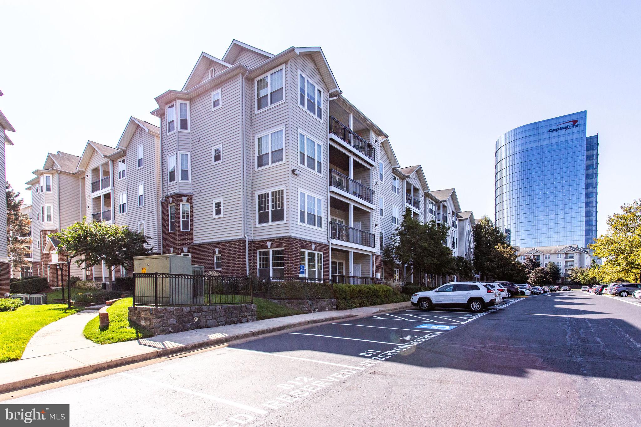 GATES OF MCLEAN - Residential Lease