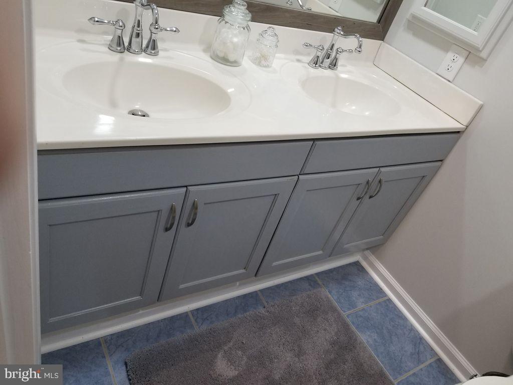 GRAY INN COURT - Residential