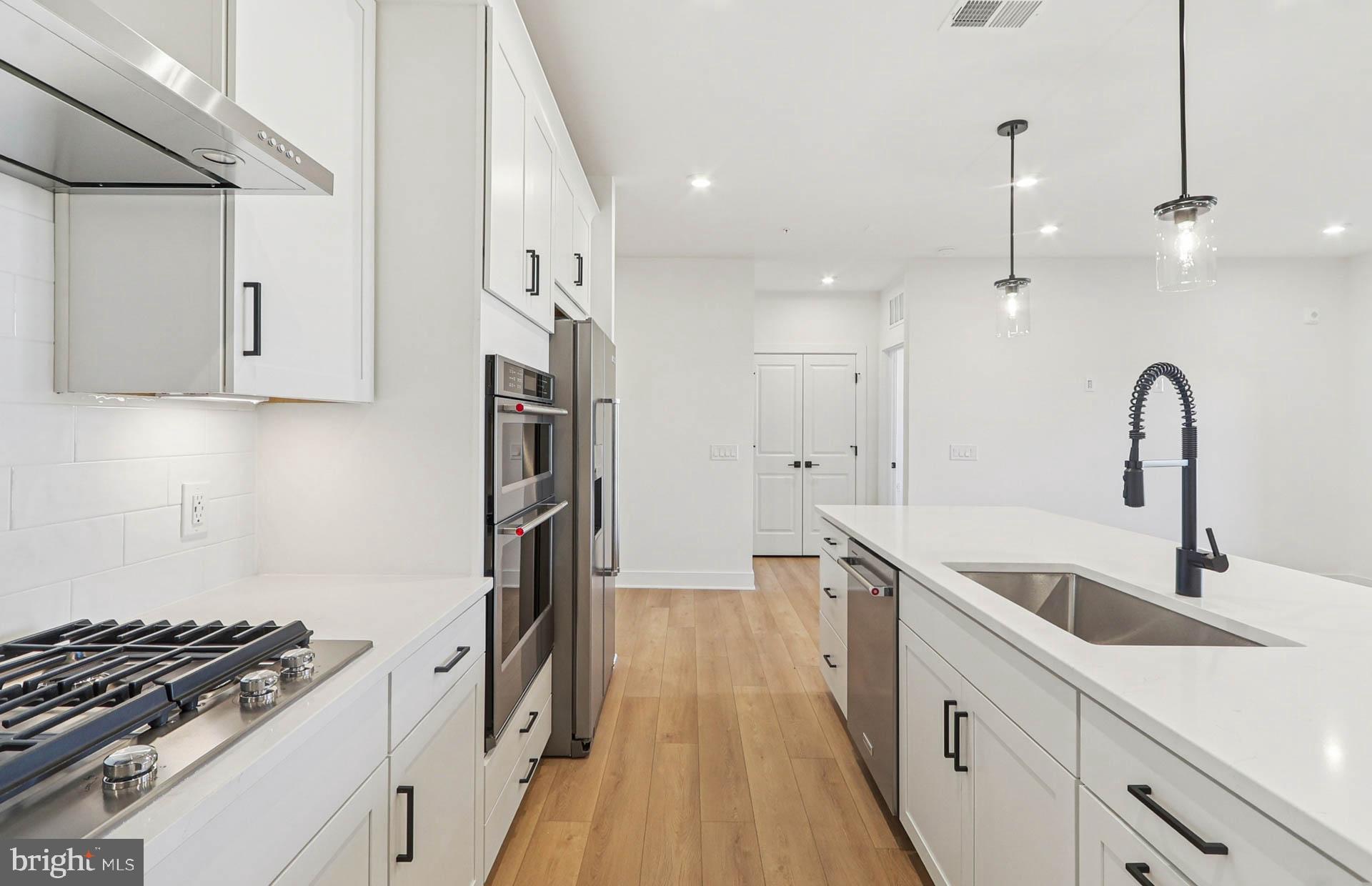 THE FLATS AT NORTHSIDE - Residential