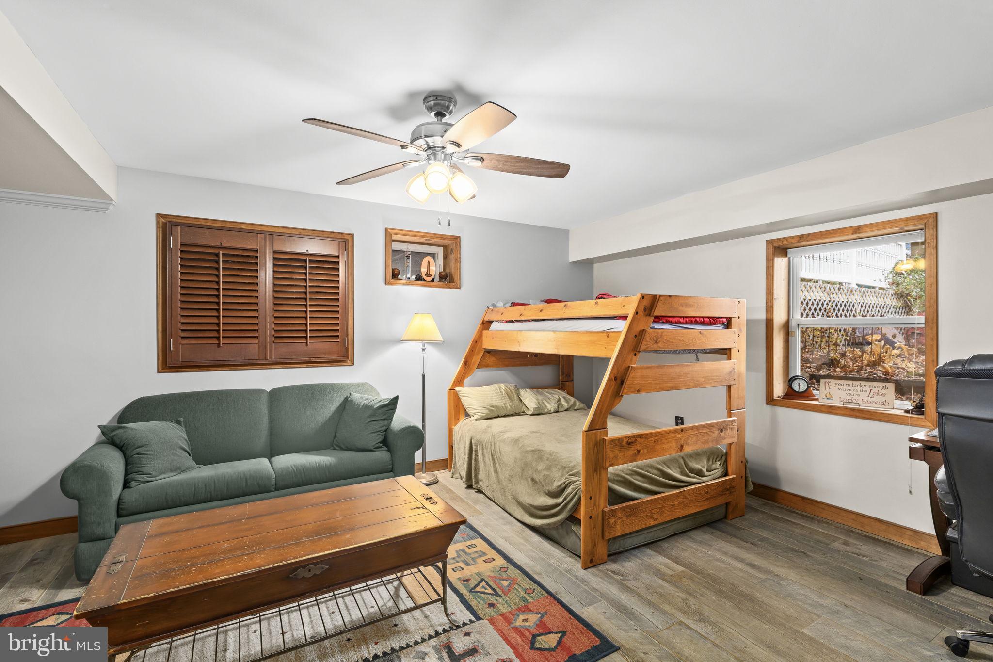 OVERTON FORK - Residential