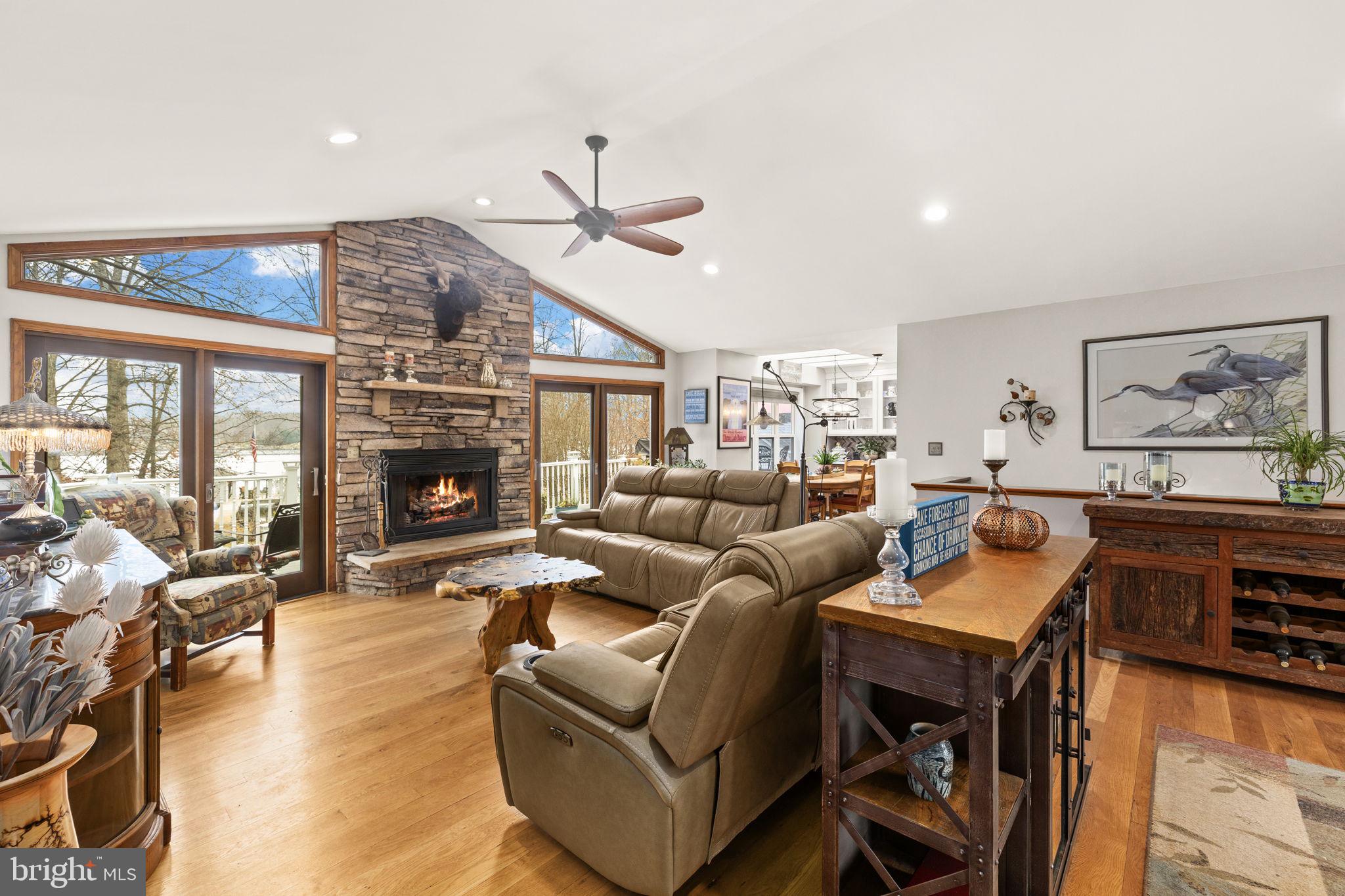 OVERTON FORK - Residential