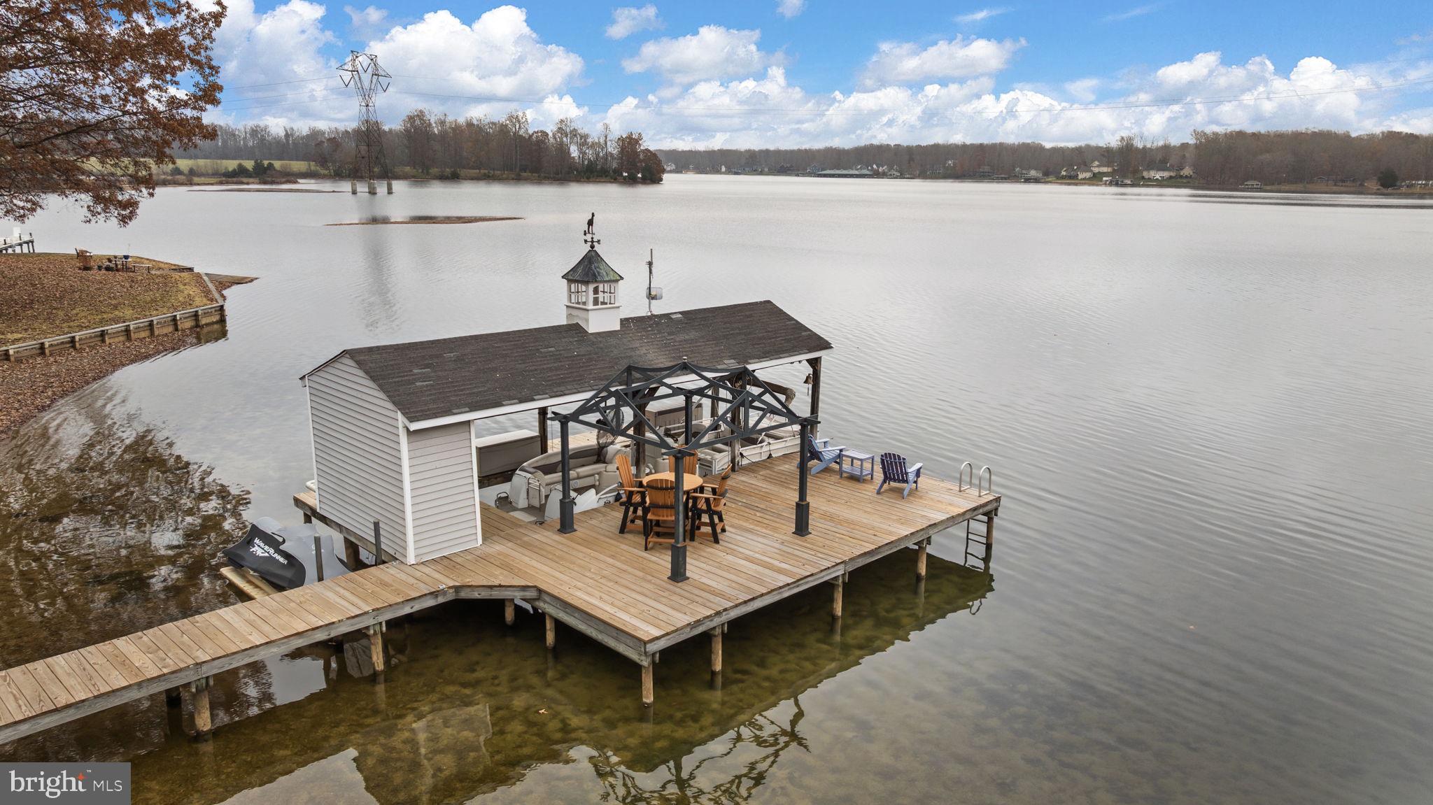 OVERTON FORK - Residential