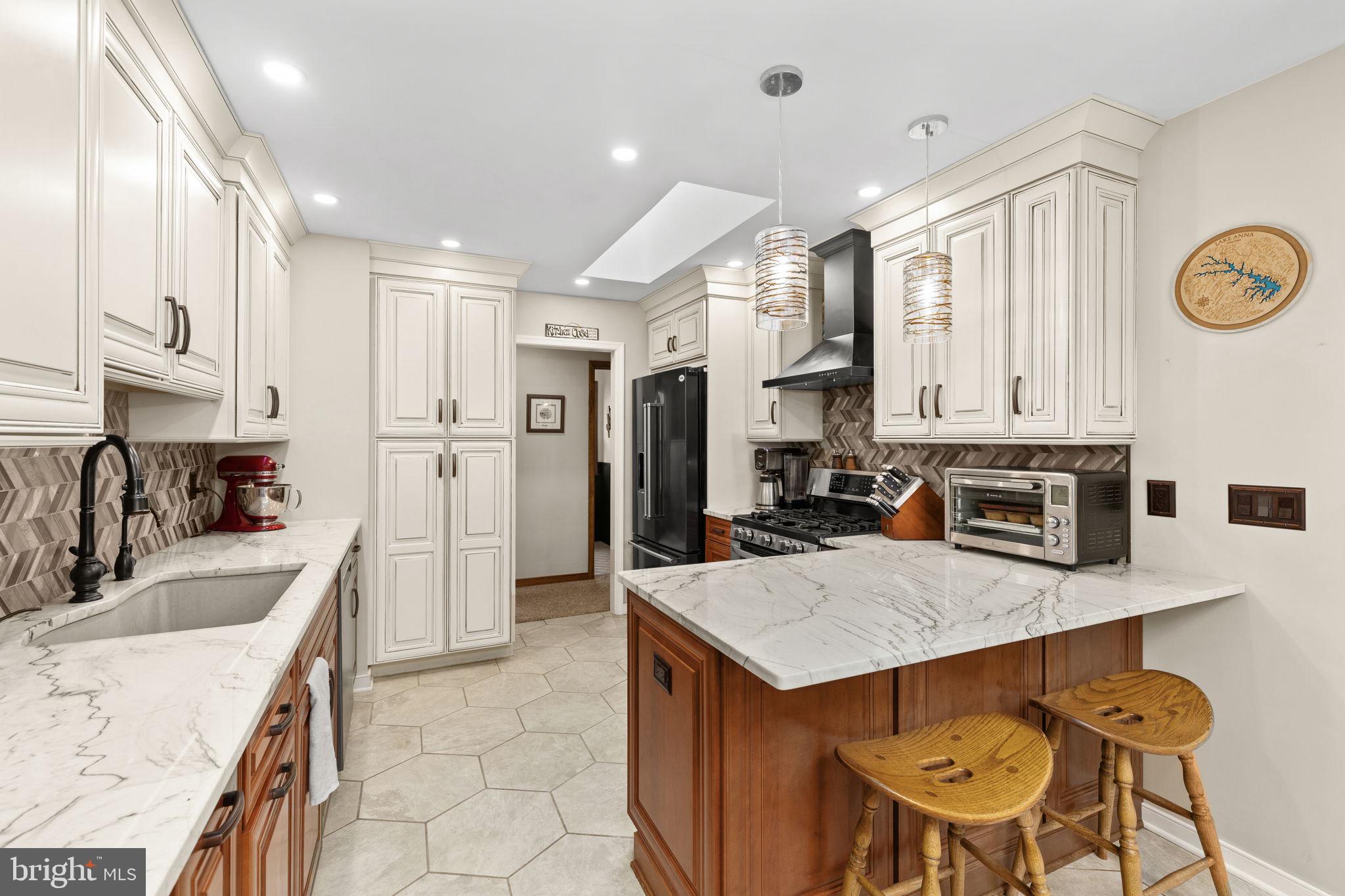 OVERTON FORK - Residential