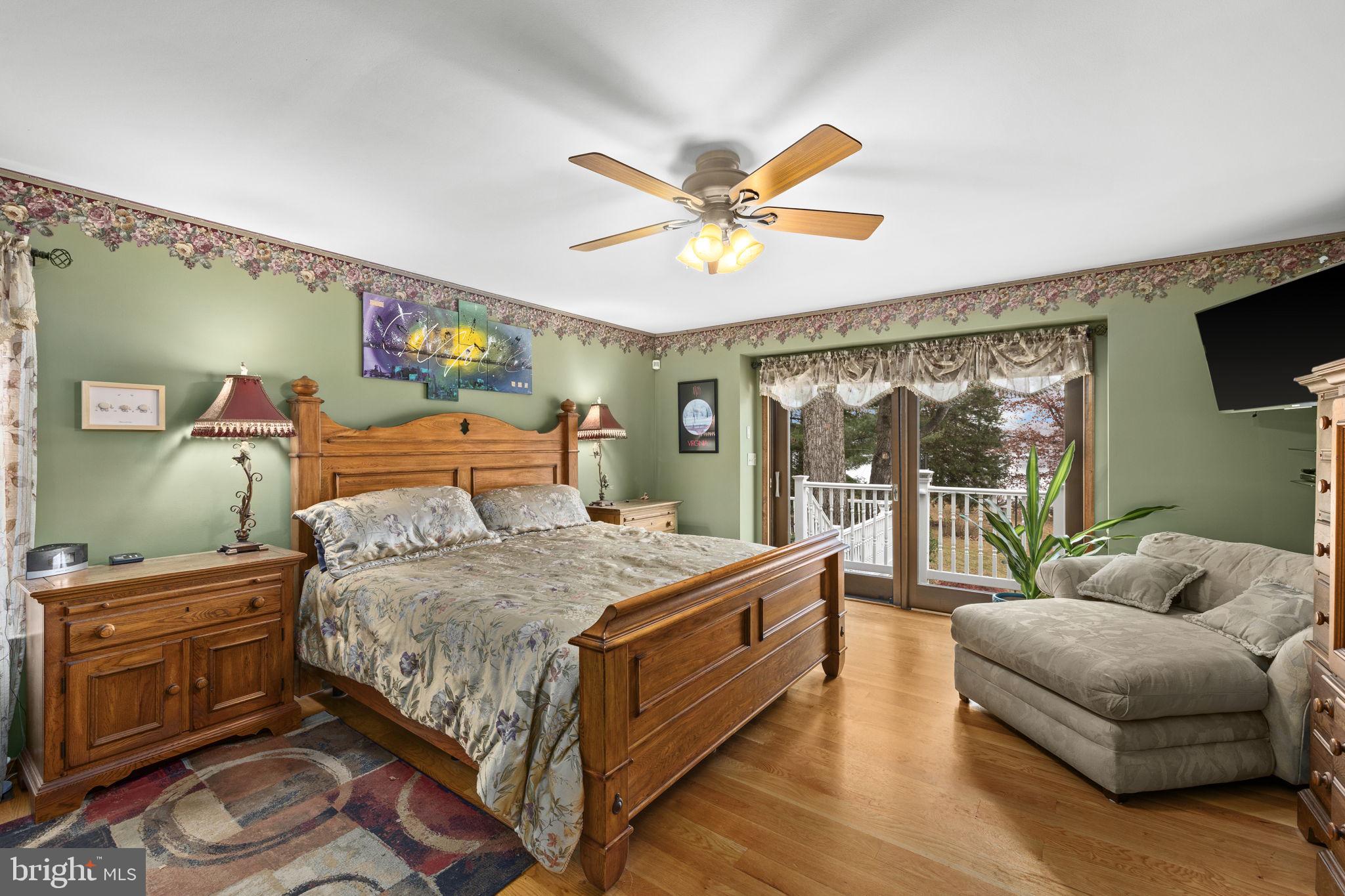 OVERTON FORK - Residential