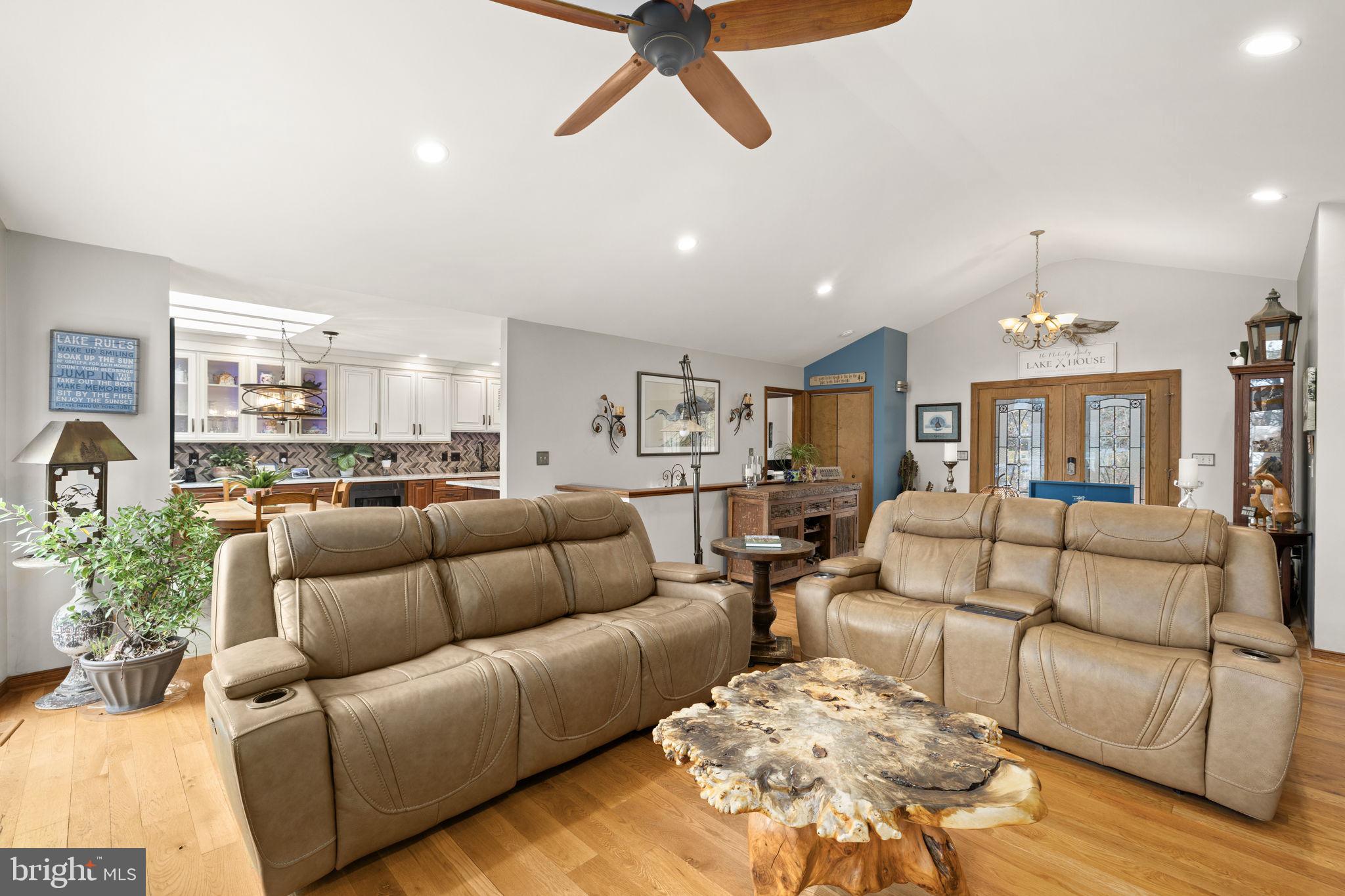 OVERTON FORK - Residential