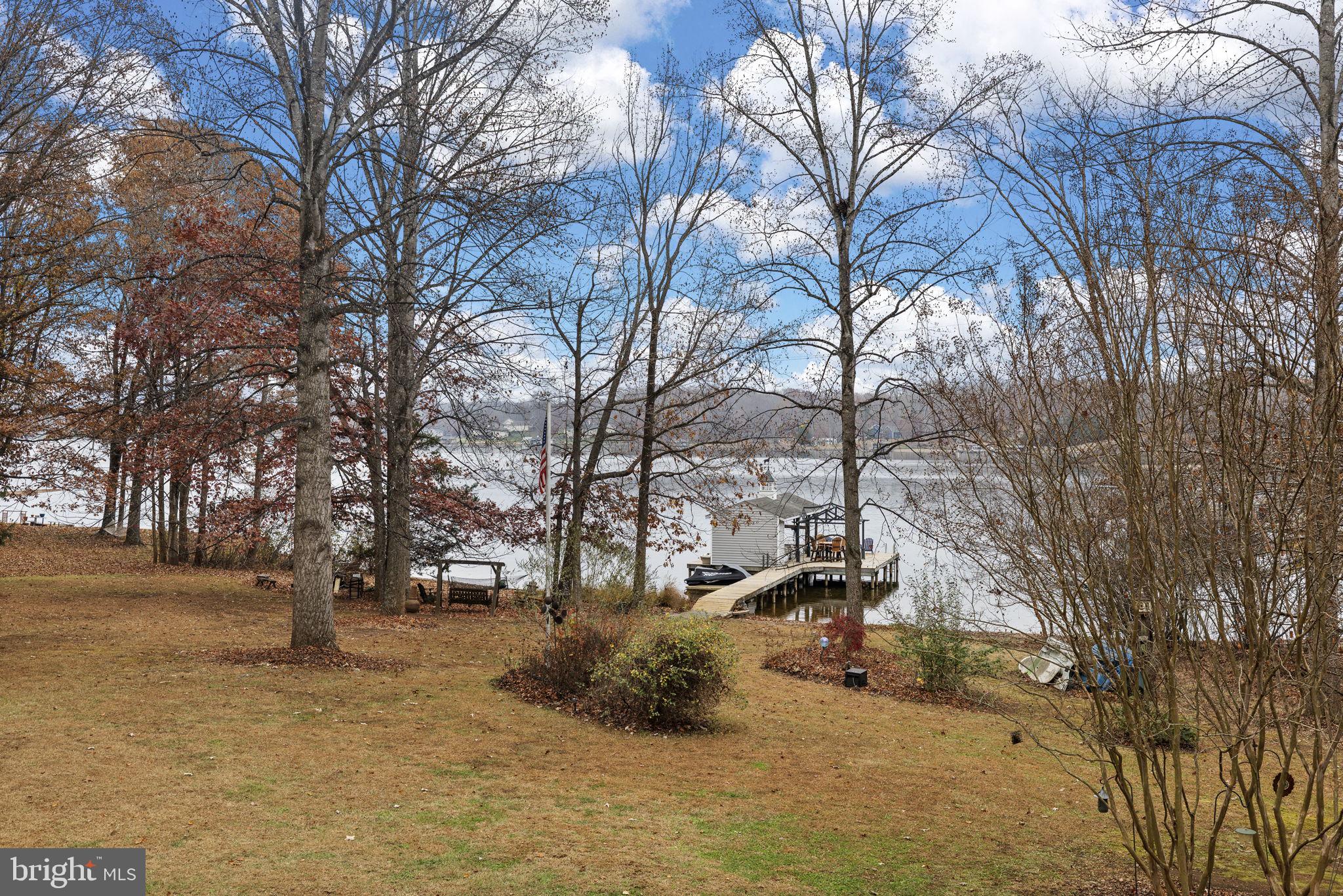 OVERTON FORK - Residential