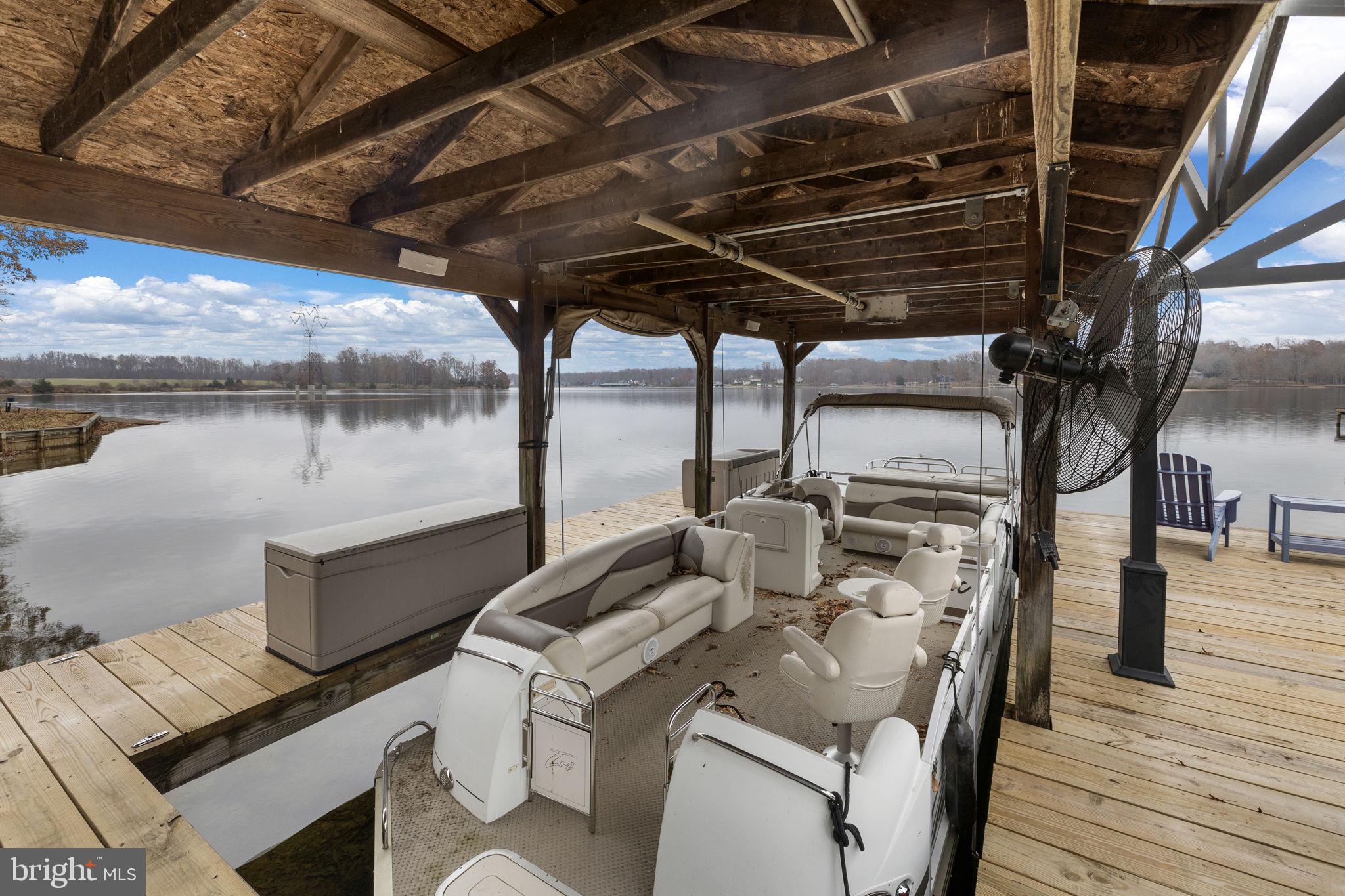 OVERTON FORK - Residential