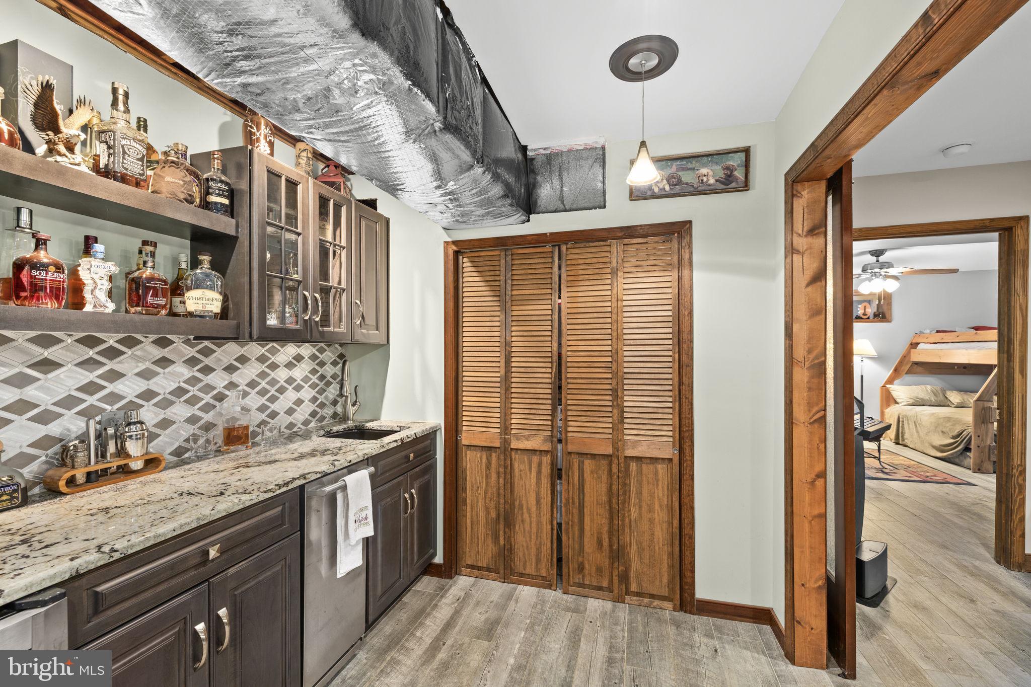 OVERTON FORK - Residential