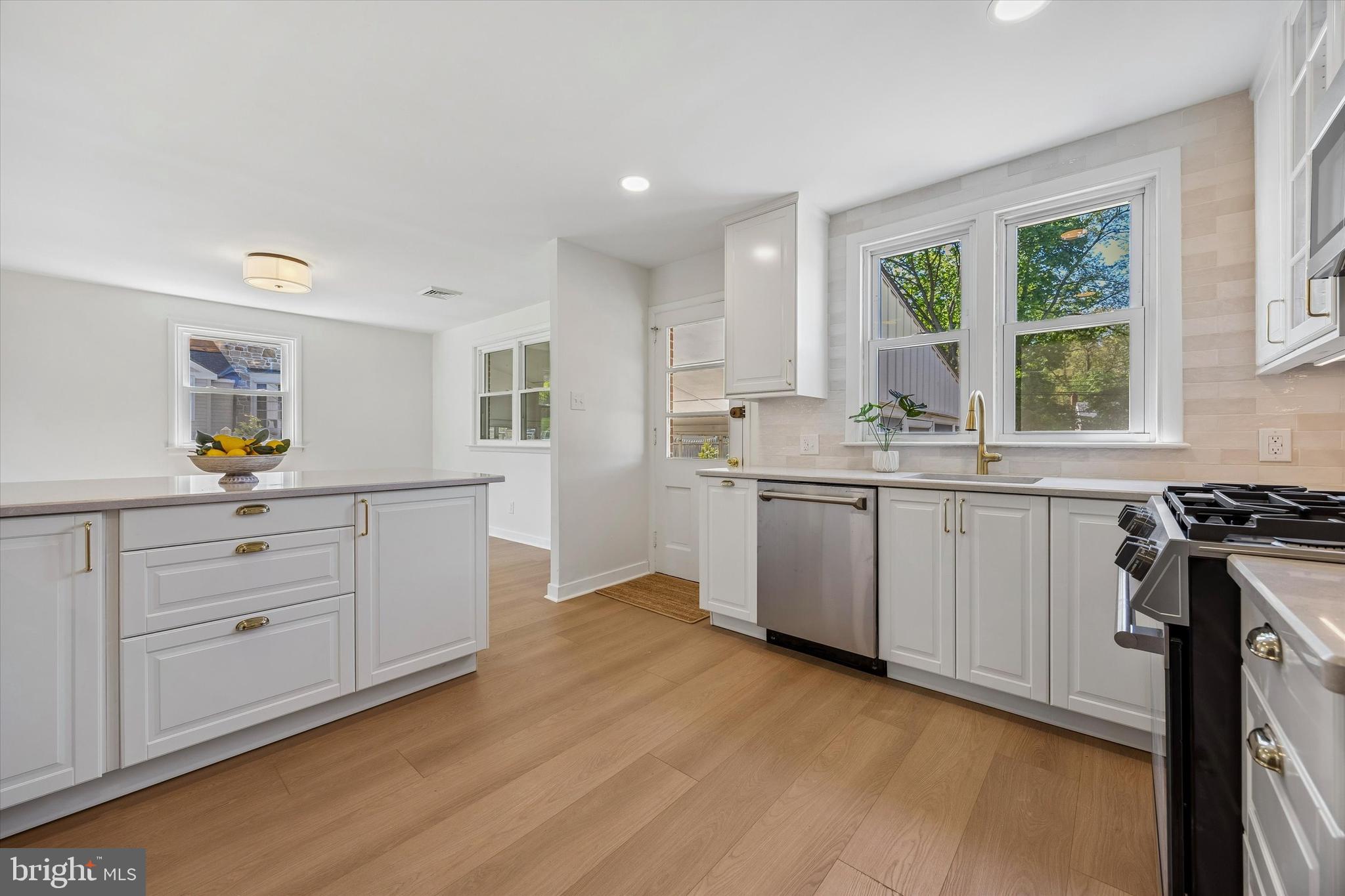 LAVEROCK - Residential