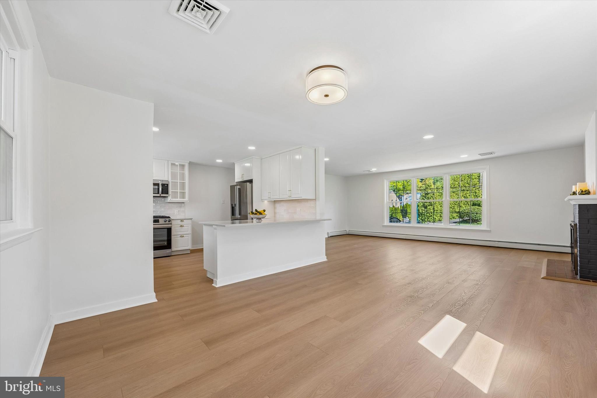 LAVEROCK - Residential