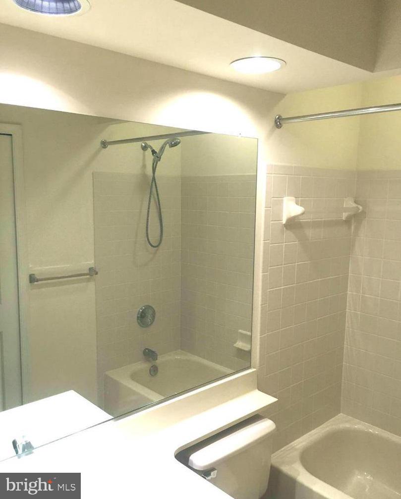 QUAIL RUN - Residential Lease