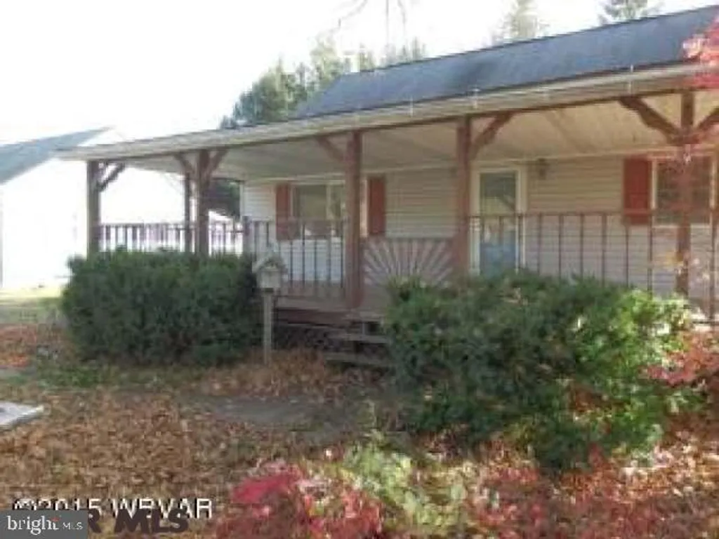 2998 Eagle Valley Road, Mill Hall, PA 17751