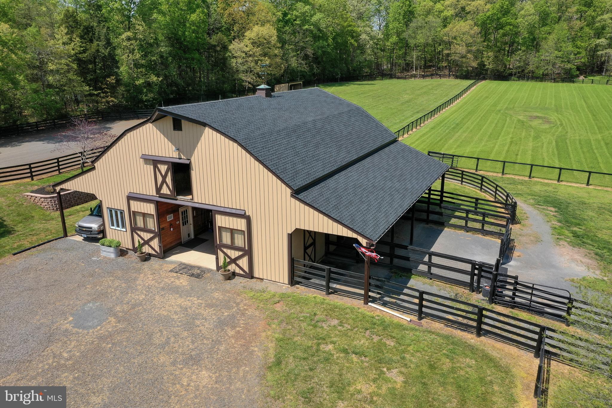 SADDLE RIDGE FARMS - Farm