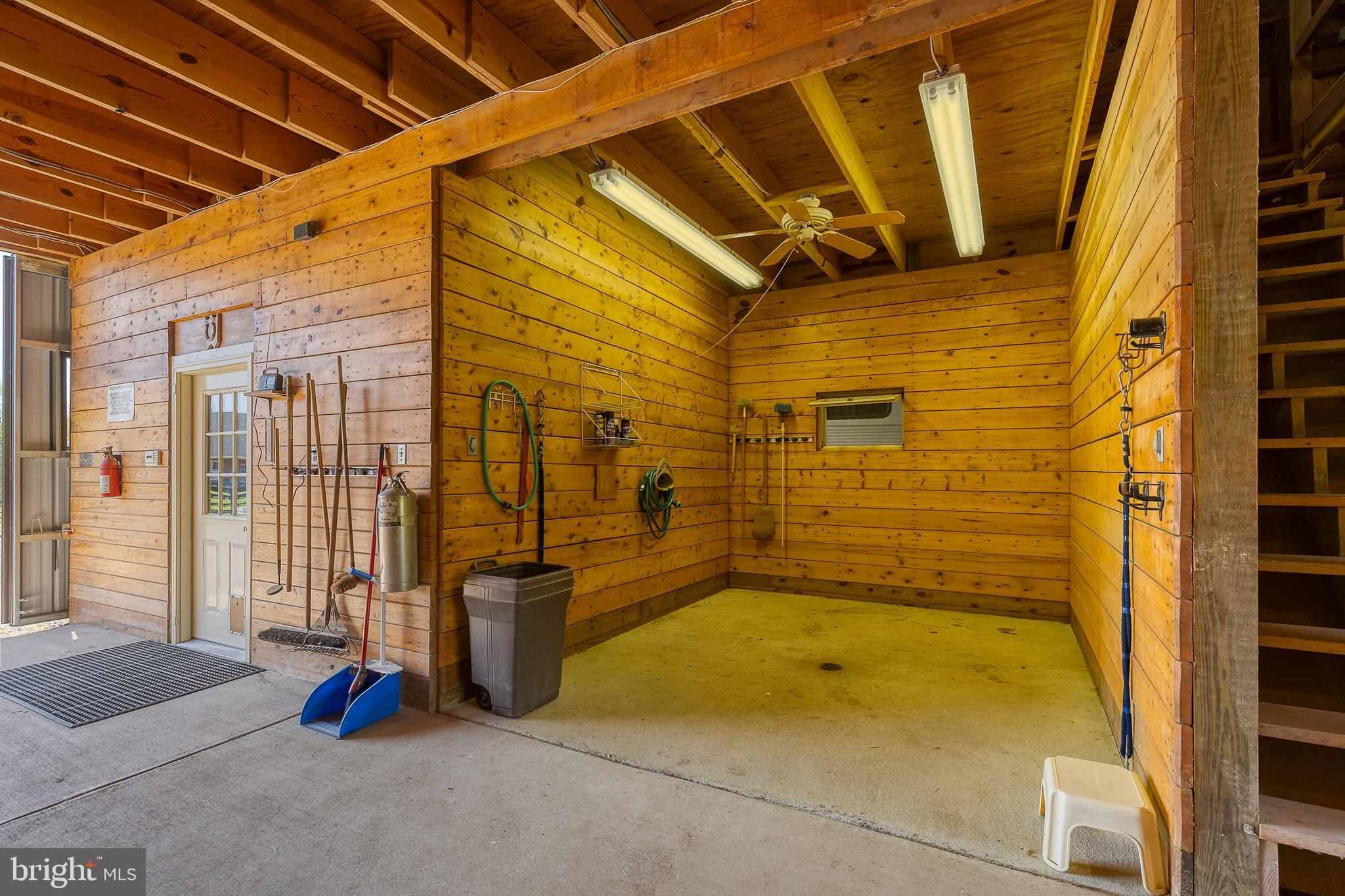 SADDLE RIDGE FARMS - Farm