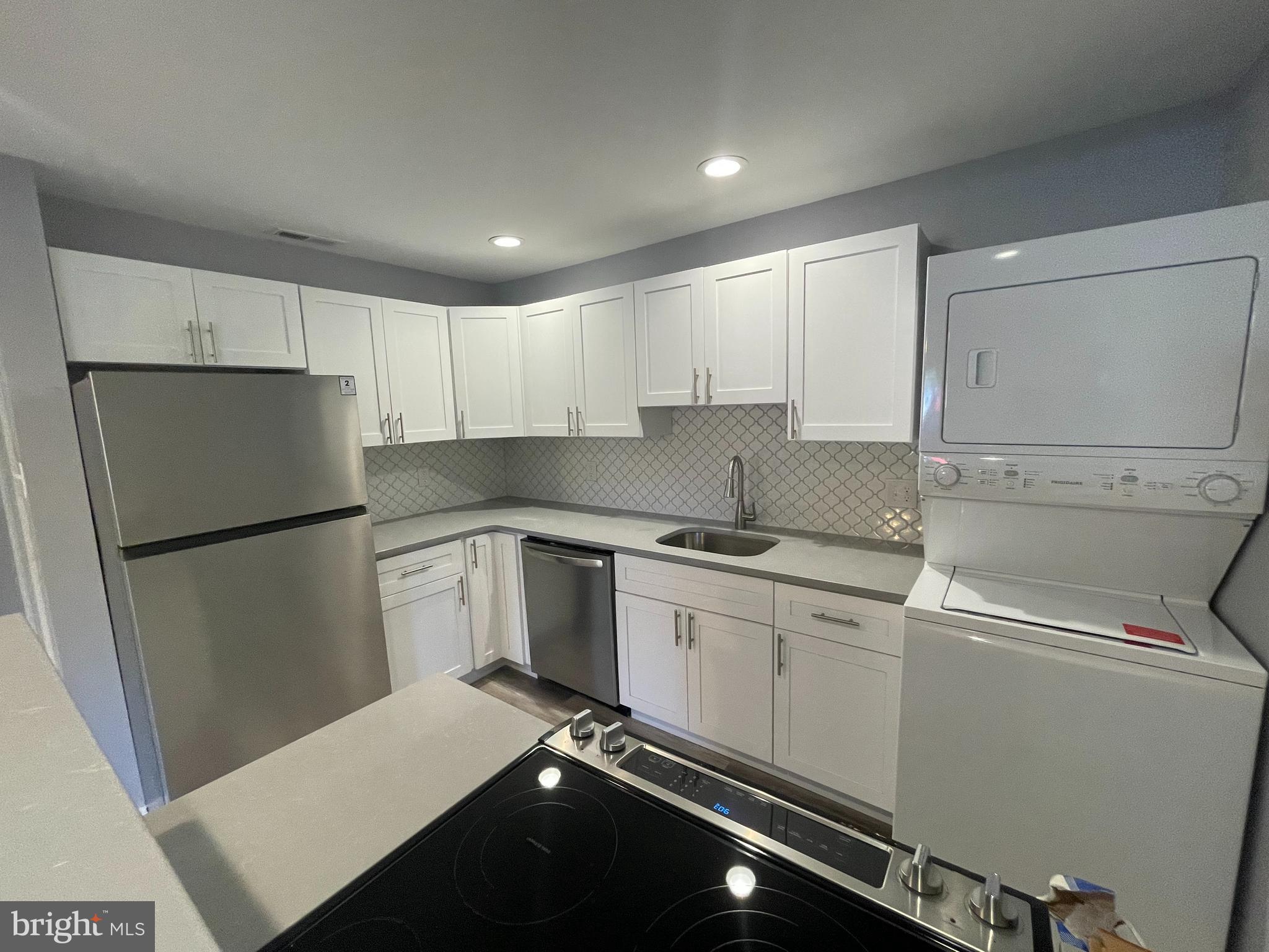 ANDALUSIA - Residential Lease