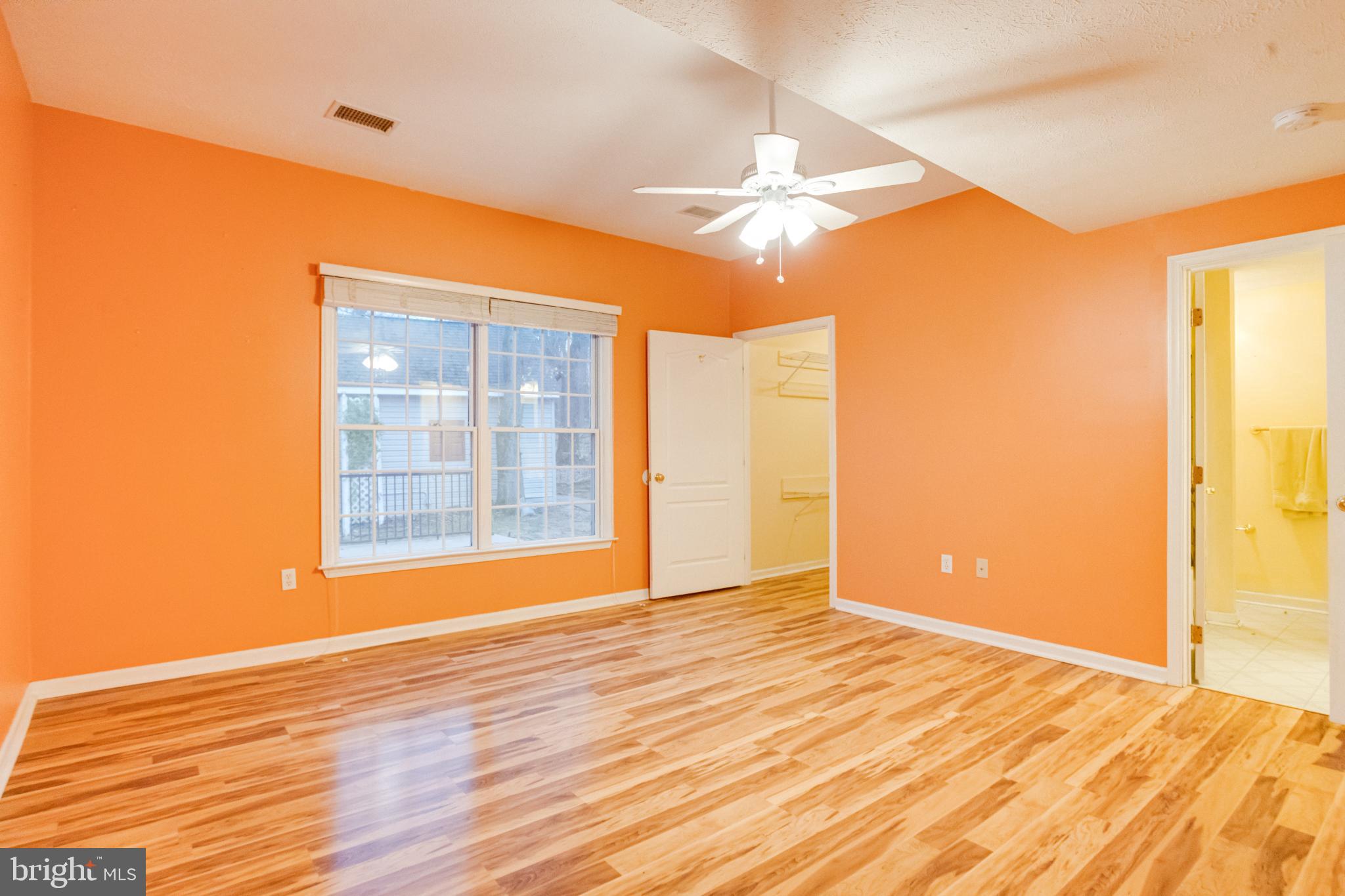 WASHINGTON WOODS - Residential